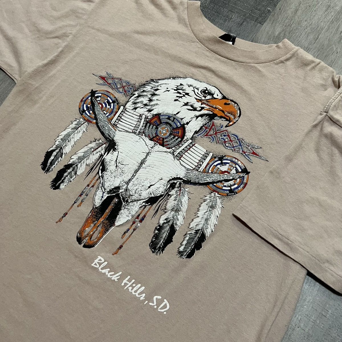 Vintage VTG Black Hills South Dakota Biker Eagle Feather Shirt Size US XL / EU 56 / 4 - 2 Thumbnail
