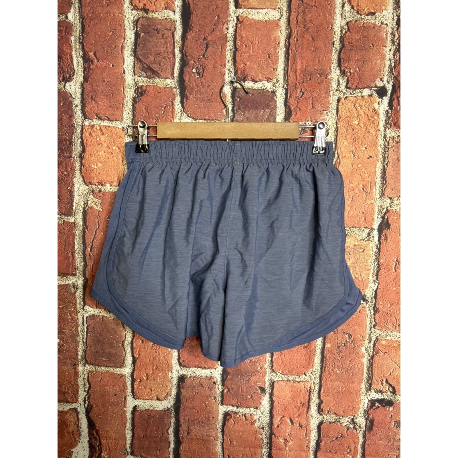 Nike Nike Tempo Running Shorts Womens Medium Gray Training Gym Polyester DB4487-067 Size 32" / US 10 / IT 46 - 4 Thumbnail