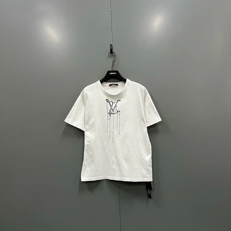 Louis Vuitton Louis Vuitton White Cotton Short Sleeve T-Shirt 0089 Size L / US 10 / IT 46 - 1 Thumbnail