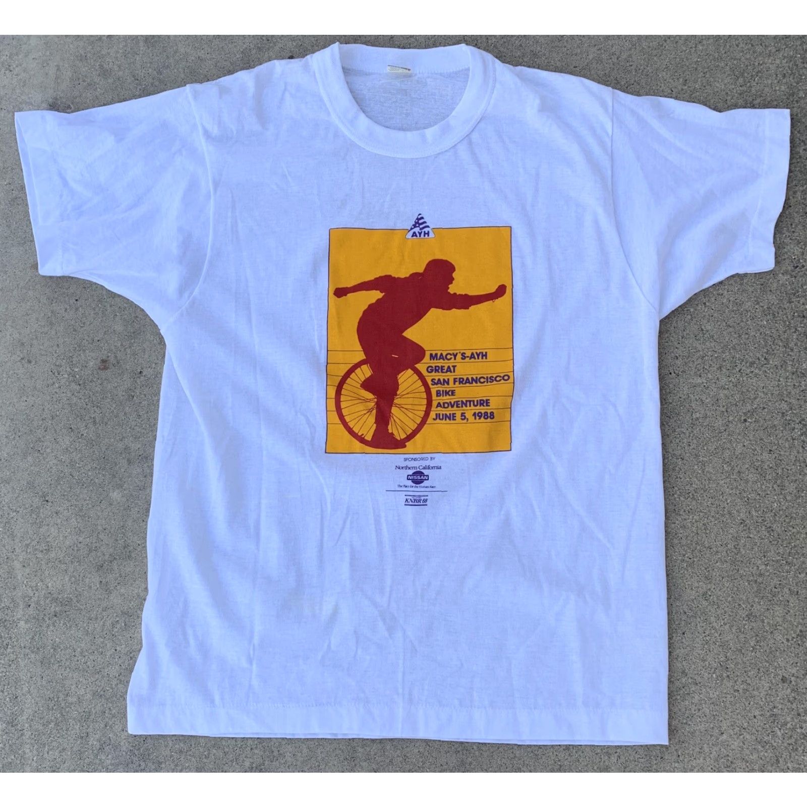 Vintage VINTAGE Macy’s-AYH Great San Francisco Bike Adventure 1988 T-Shirt L Nike? Size US L / EU 52-54 / 3 - 4 Thumbnail