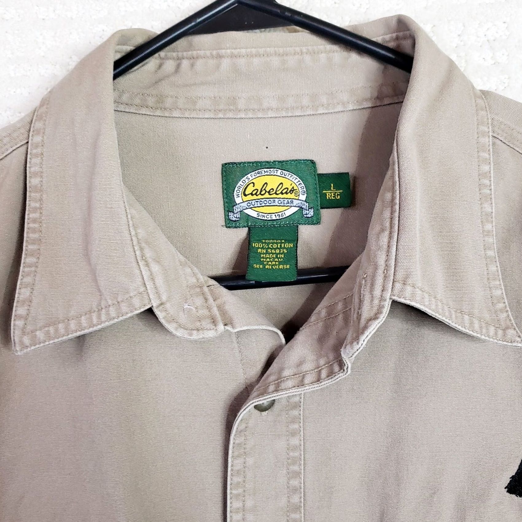 Vintage Cabela’s Men L Long Sleeve Button-Up Brown Canvas Shirt Cotton Khaki Canvas Casual Pockets 50 in Regular Mens Bown Down-Button-Down Shirt Size US L / EU 52-54 / 3 - 6 Thumbnail