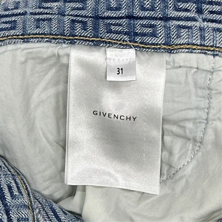 Givenchy Givenchy Givenchy Logo Print Casual Denim Shorts -2507 Size US 31 - 4 Thumbnail