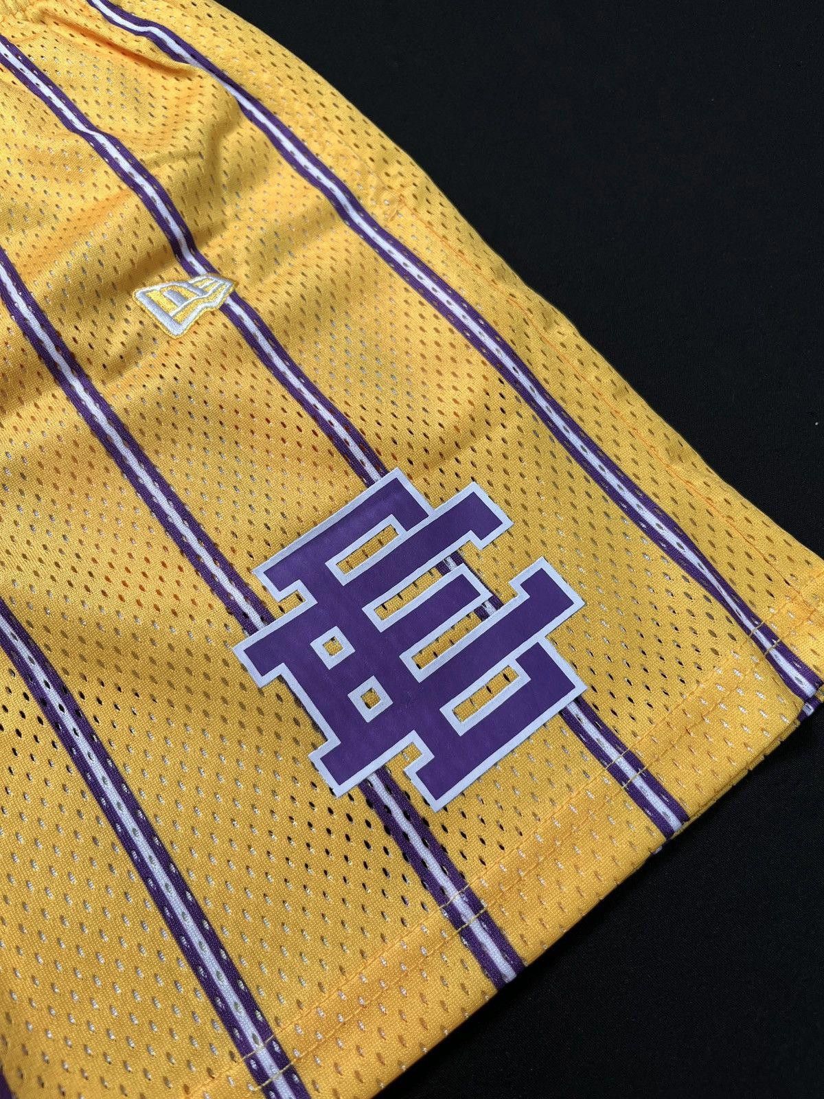 Eric Emanuel Rare Eric Emanuel New Era NBA Los Angeles Lakers Shorts M Size US 30 / EU 46 - 4 Thumbnail