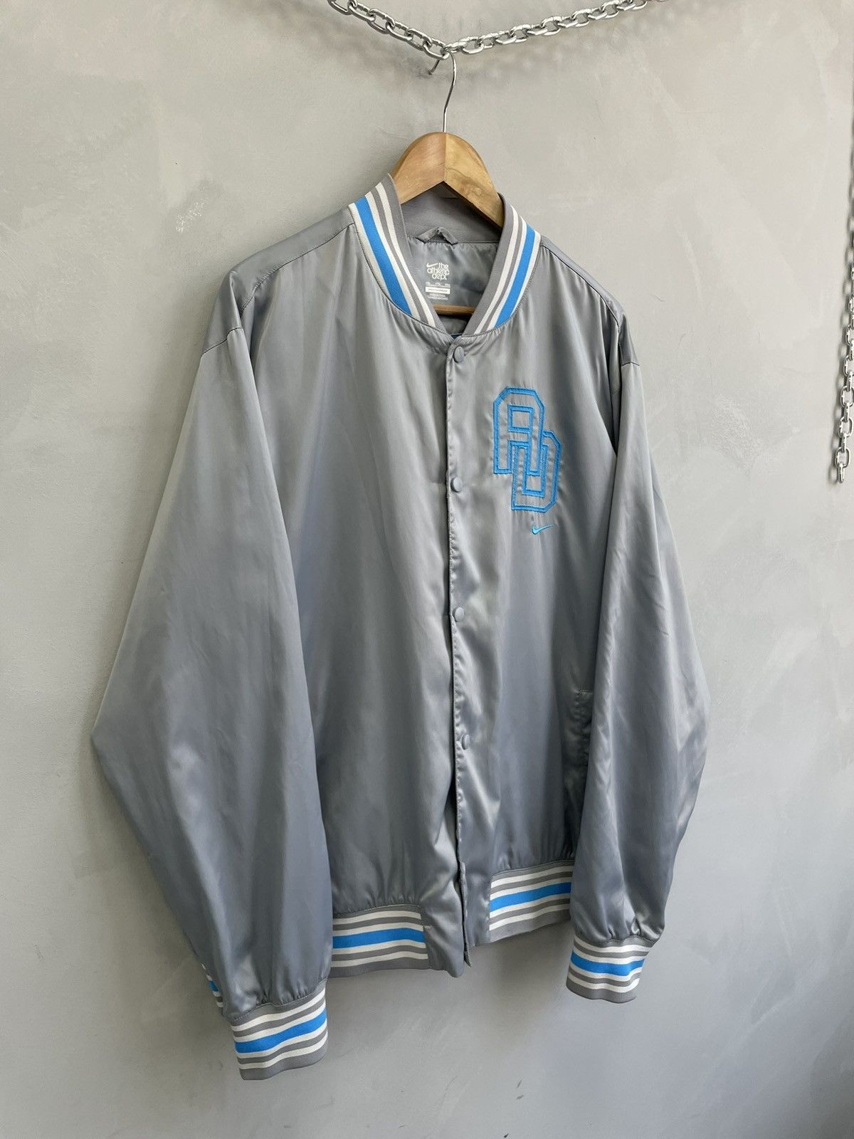 Nike Nike drill swoosh athletic dept. Nylon varsity bomber Size US XL / EU 56 / 4 - 2 Thumbnail