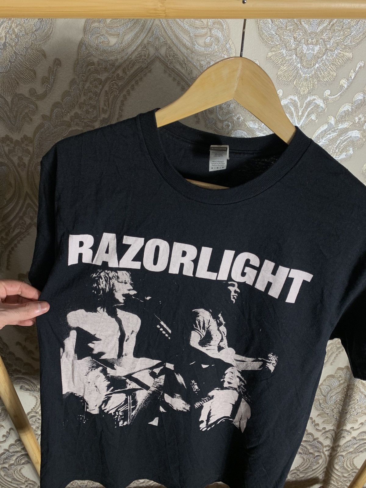 Band Tees VINTAGE RAZORLIGHT WORLD TOUR ROCK T-SHIRT METAL PUNK Y2K Size US M / EU 48-50 / 2 - 2 Thumbnail