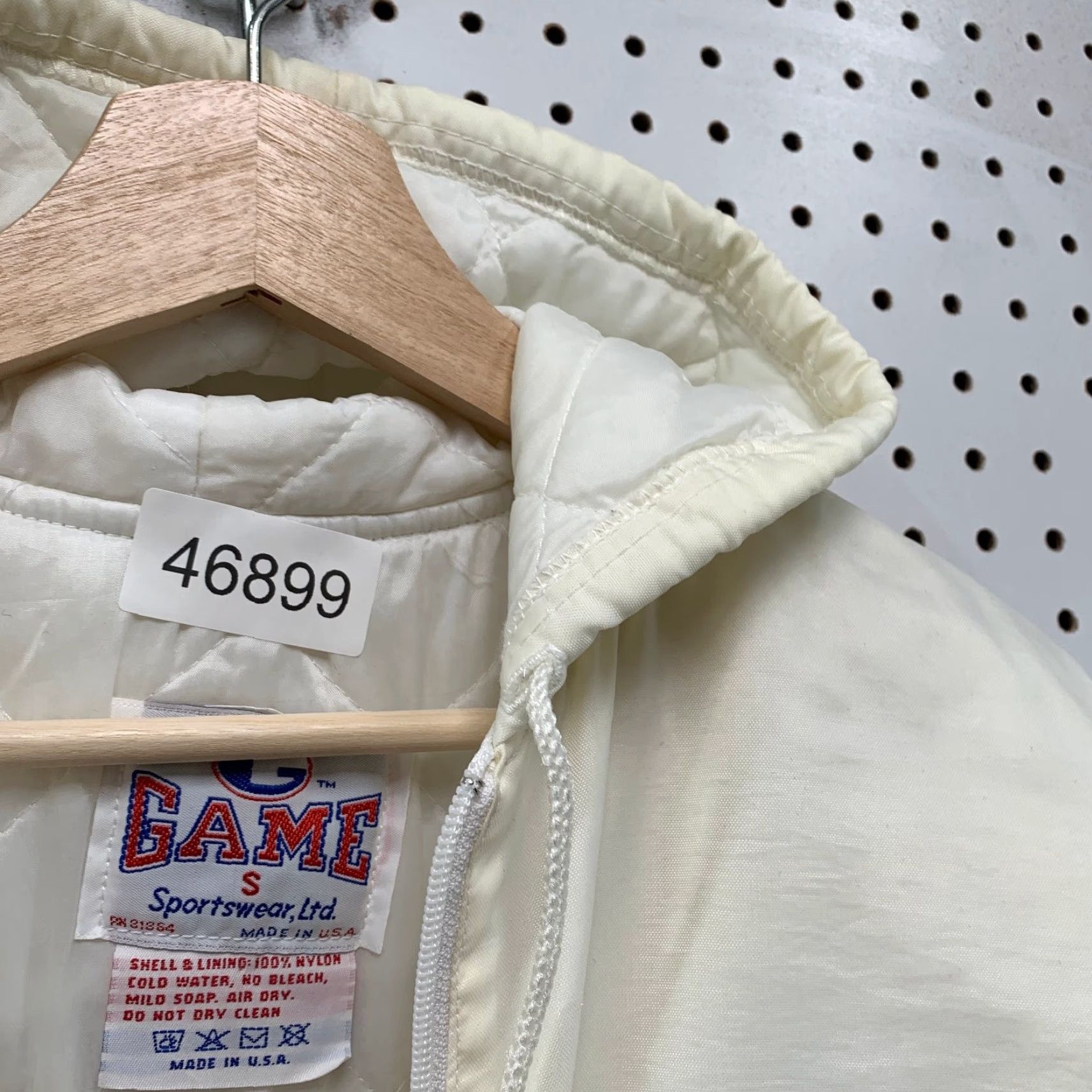 Vintage VINTAGE Game Jacket Mens Small Hooded Satin Pullover USA Red White 80s 90s Sportswear Size US S / EU 44-46 / 1 - 6 Thumbnail