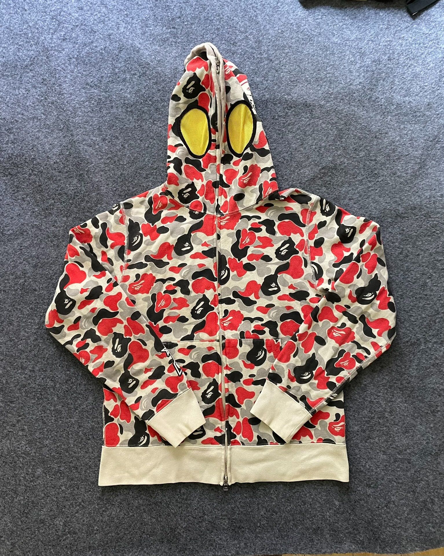Bape Bape Multi Shark Sweatshirt Pullover Size US M / EU 48-50 / 2 - 1 Thumbnail