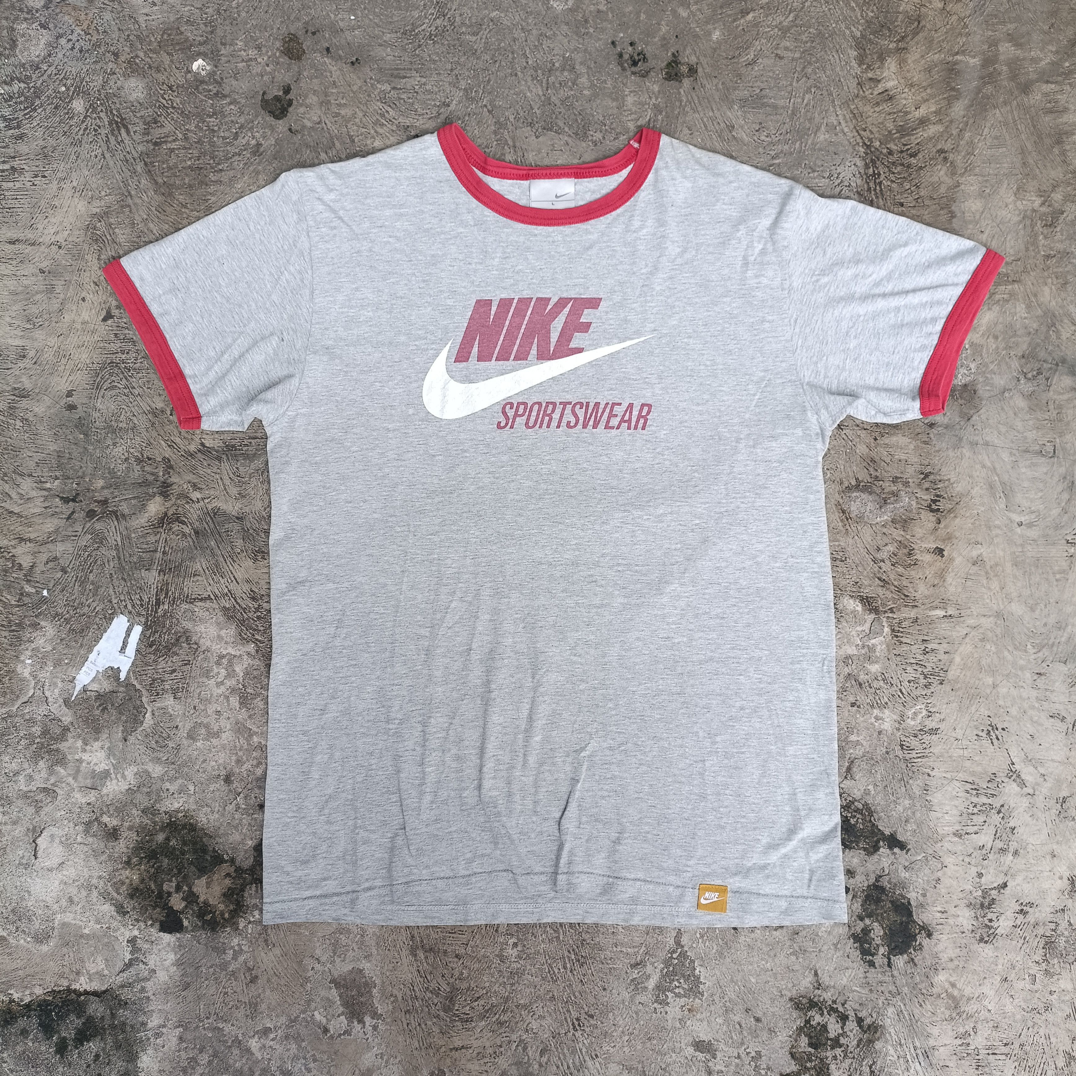 Vintage Vintage Nike Ringer Tee Y2K Size US L / EU 52-54 / 3 - 1 Thumbnail