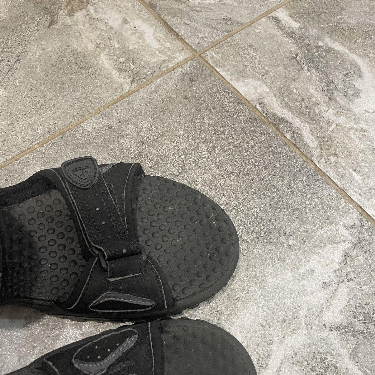 Nike Vintage 90s Nike ACG Sandals shoes slip on swoosh court shox Size US 5 / EU 37 - 3 Thumbnail