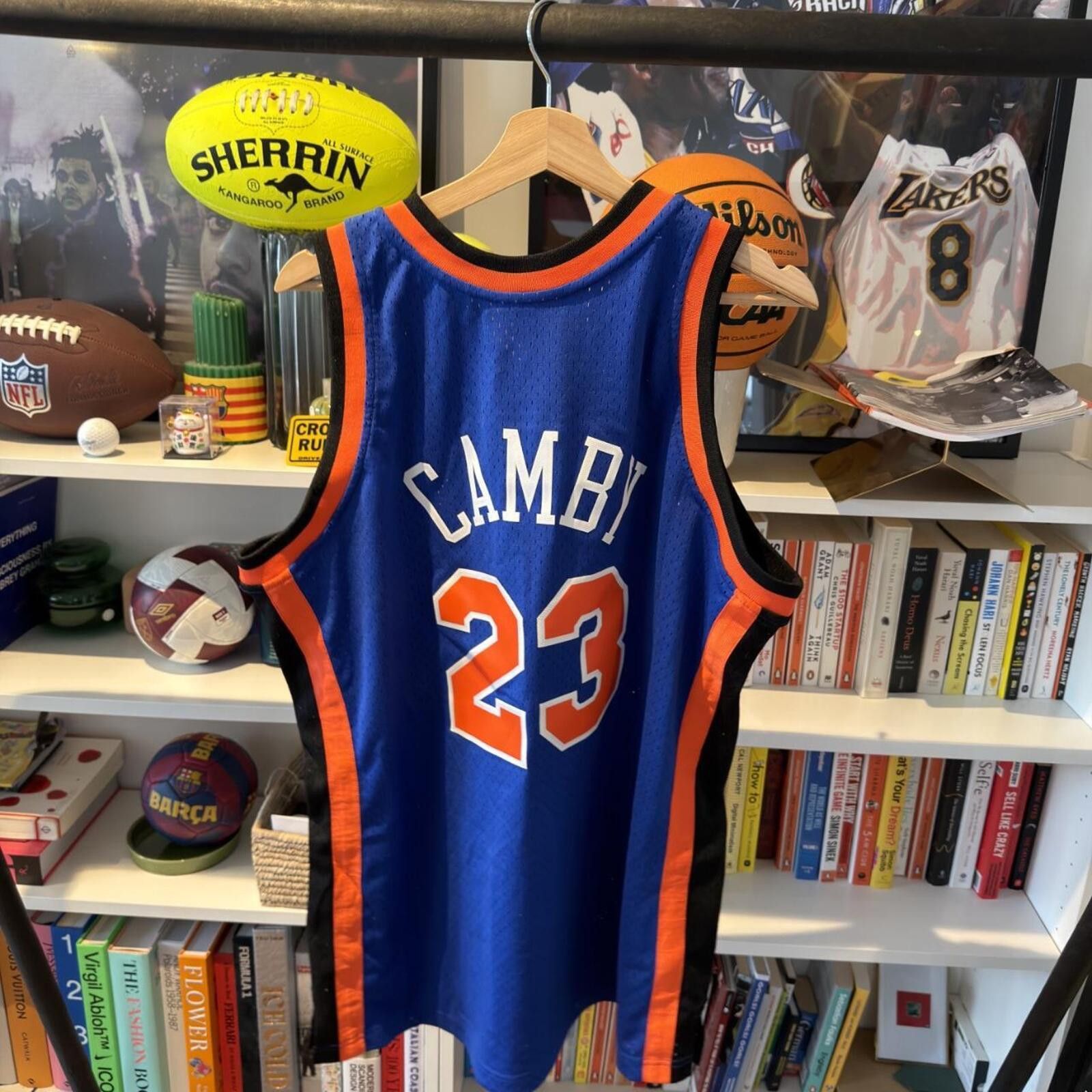 Mitchell & Ness Mitchell & Ness New York Knicks basketball jersey Size US XL / EU 56 / 4 - 2 Thumbnail