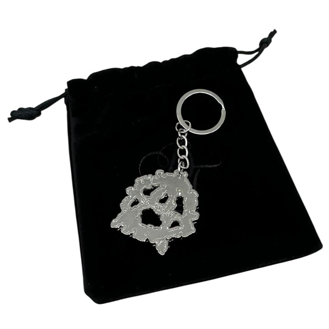 DENIM TEARS Denim Tears Anarchy Wreath Enamel Keychain Silver Size ONE SIZE - 3 Thumbnail