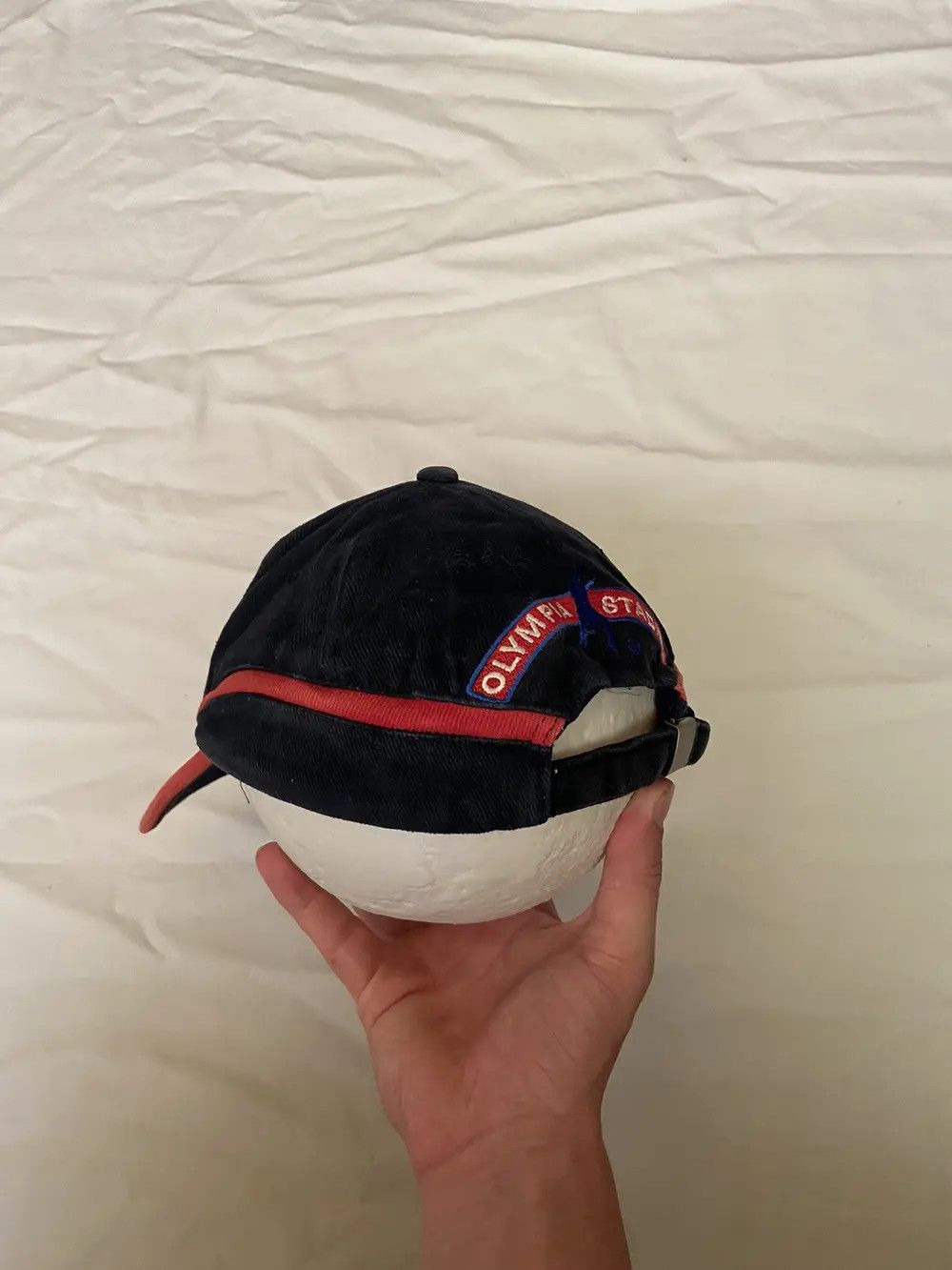 Vintage VINTAGE 90’S BAYERN MUNICH SOCCER FADED VELVET CAP HAT Y2K Size ONE SIZE - 3 Thumbnail
