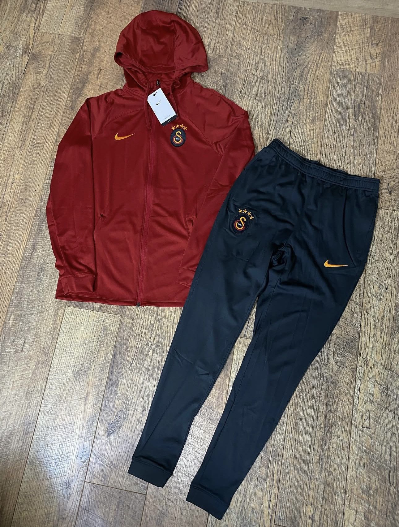 Nike Nike Galatasaray soccer tracksuit size S Size US S / EU 44-46 / 1 - 1 Thumbnail
