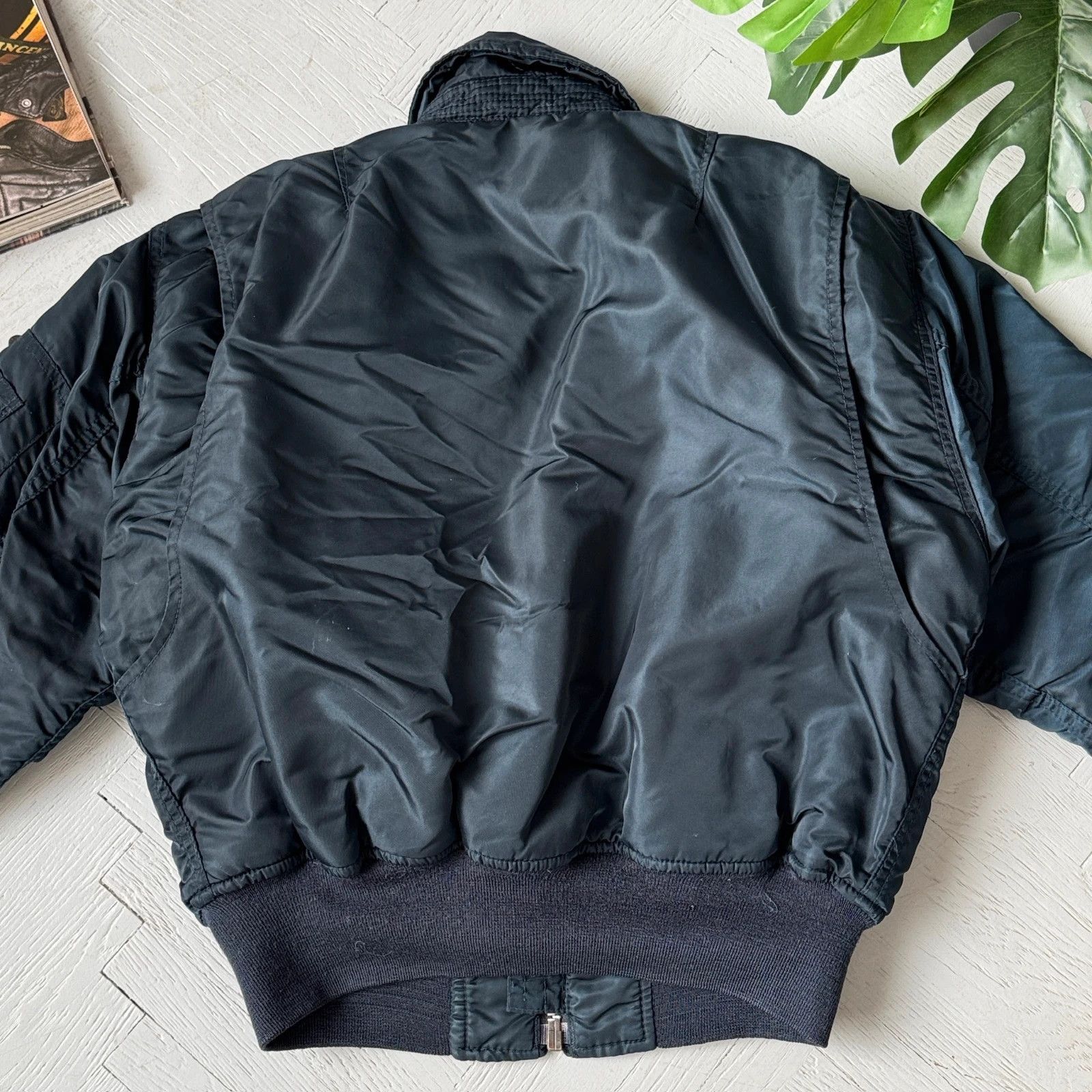 Schott Vintage Schott NYC Cwu Bomber Jacket Navy Blue Size US S / EU 44-46 / 1 - 12 Thumbnail
