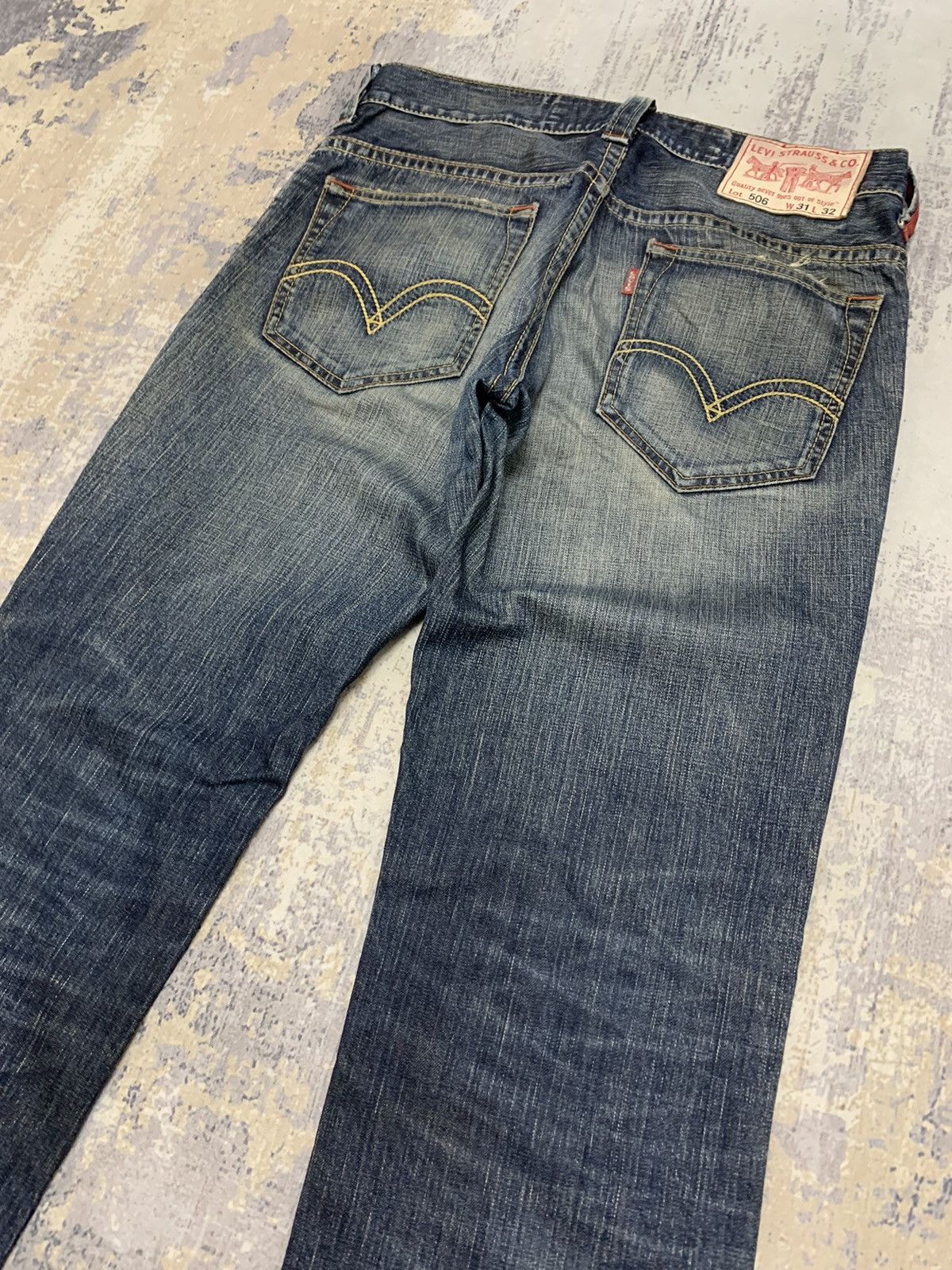 Levi's VINTAGE LEVIS STONEWASHED DISTRESSED DENIM JEANS 33x32.5 Size US 33 - 13 Thumbnail