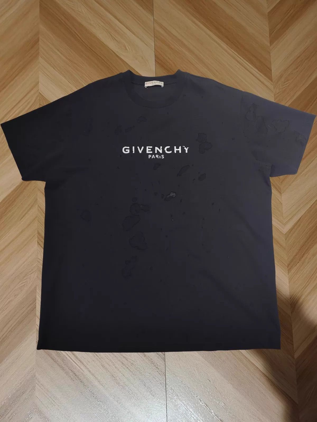 Givenchy Givenchy Destroyed T-shirt 99 New L Size US L / EU 52-54 / 3 - 1 Thumbnail