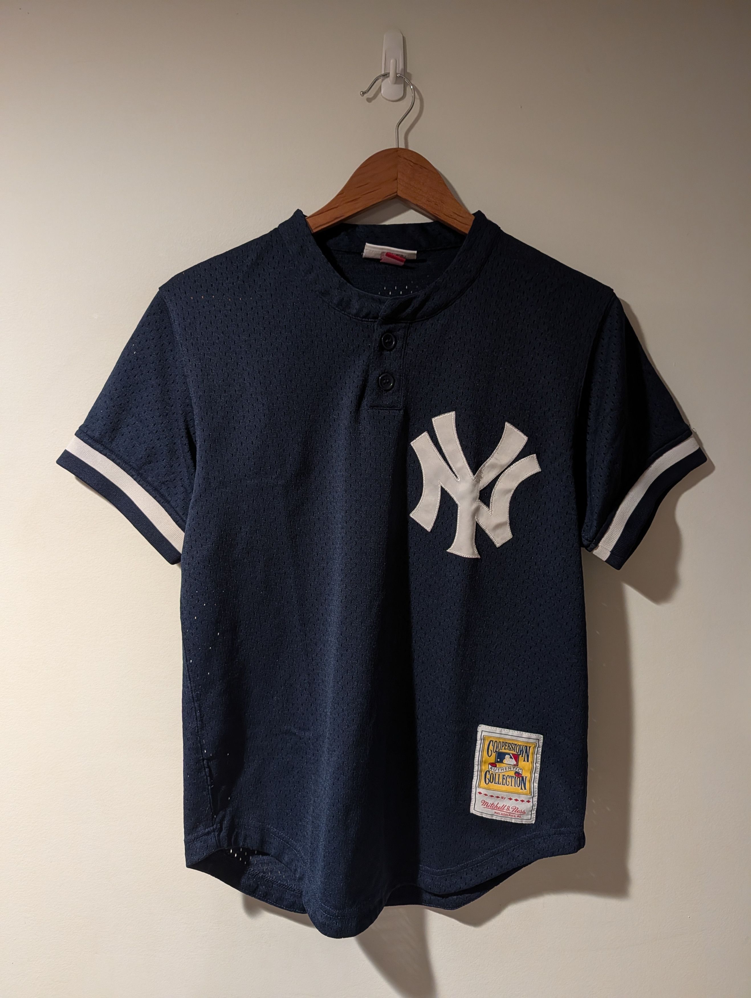 Mitchell & Ness Mitchell & Ness New York Yankees #23 Don Mattingly Jersey Size US S / EU 44-46 / 1 - 1 Thumbnail