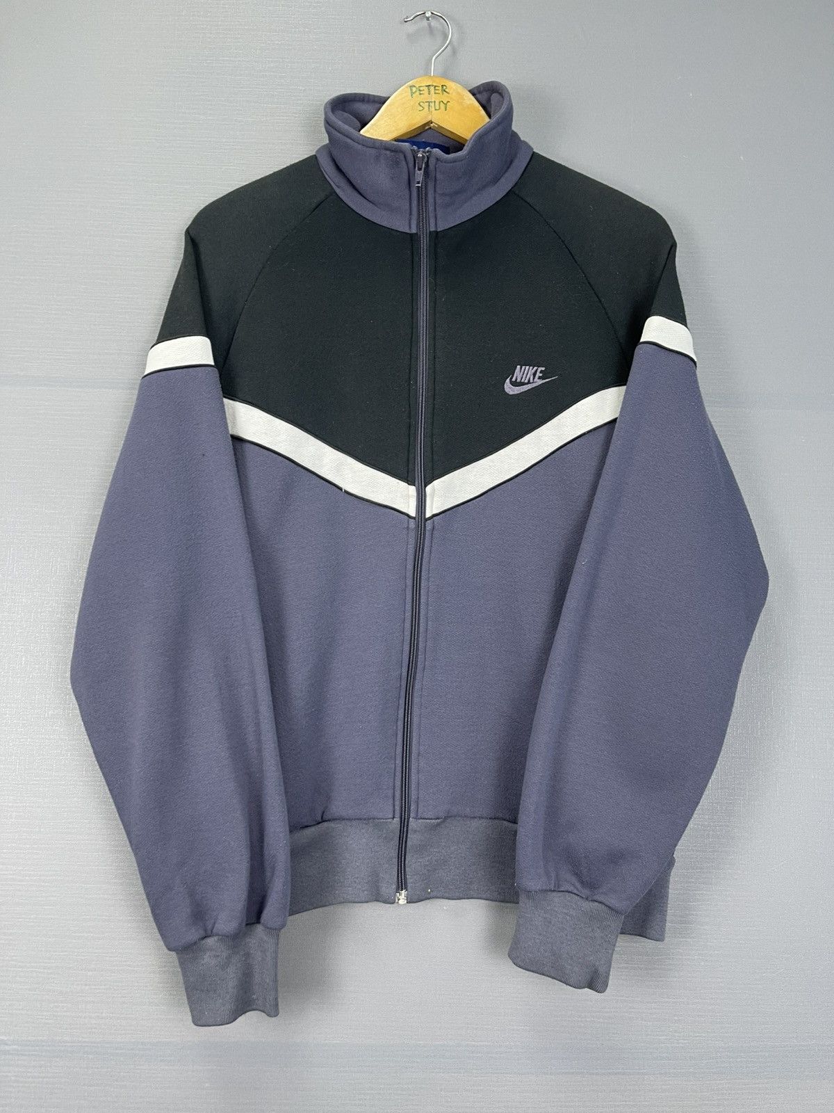 Nike Vintage 80s Nike Sweater Size US L / EU 52-54 / 3 - 7 Thumbnail