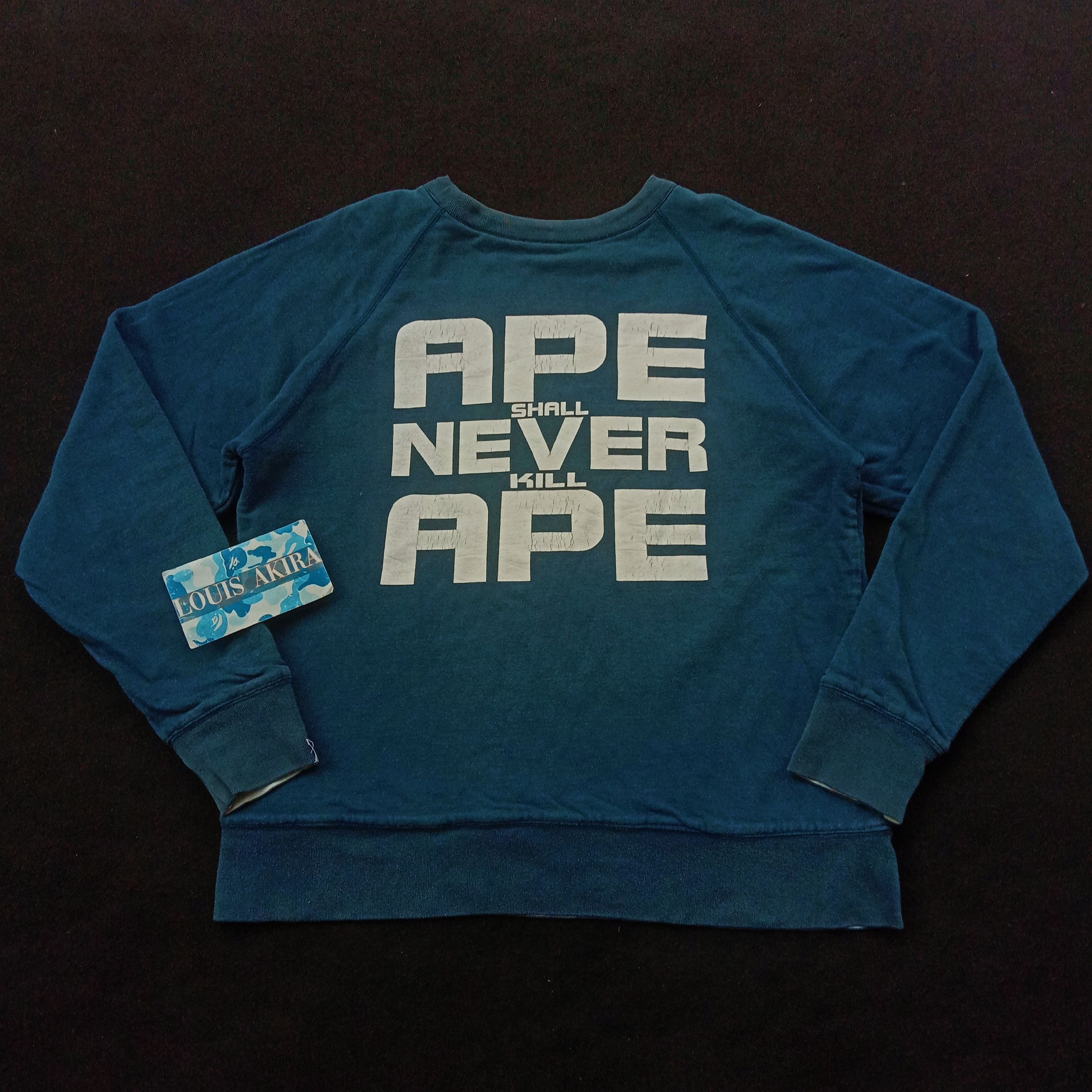 Bape 4-Way Reversible Crewneck (2004) Size US M / EU 48-50 / 2 - 9 Thumbnail