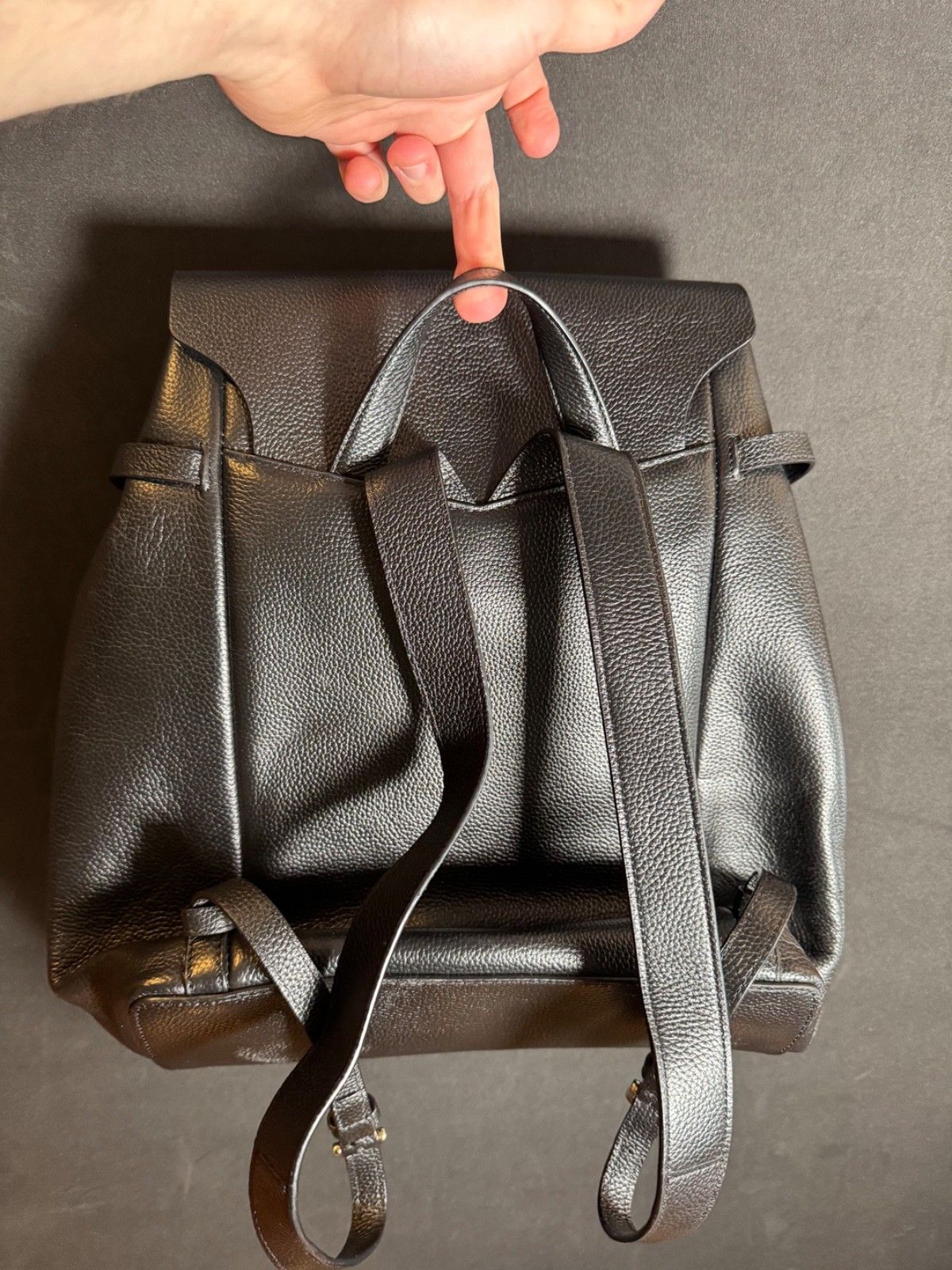 Nordstrom NWOT Nordstrom Black Pebbled Genuine Leather Backpack Size ONE SIZE - 4 Thumbnail