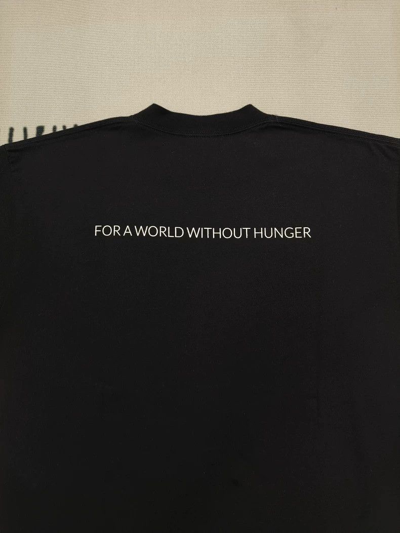 Balenciaga Balenciaga World Food Black Short Sleeve 2504-Nextarrow Size US S / EU 44-46 / 1 - 4 Thumbnail