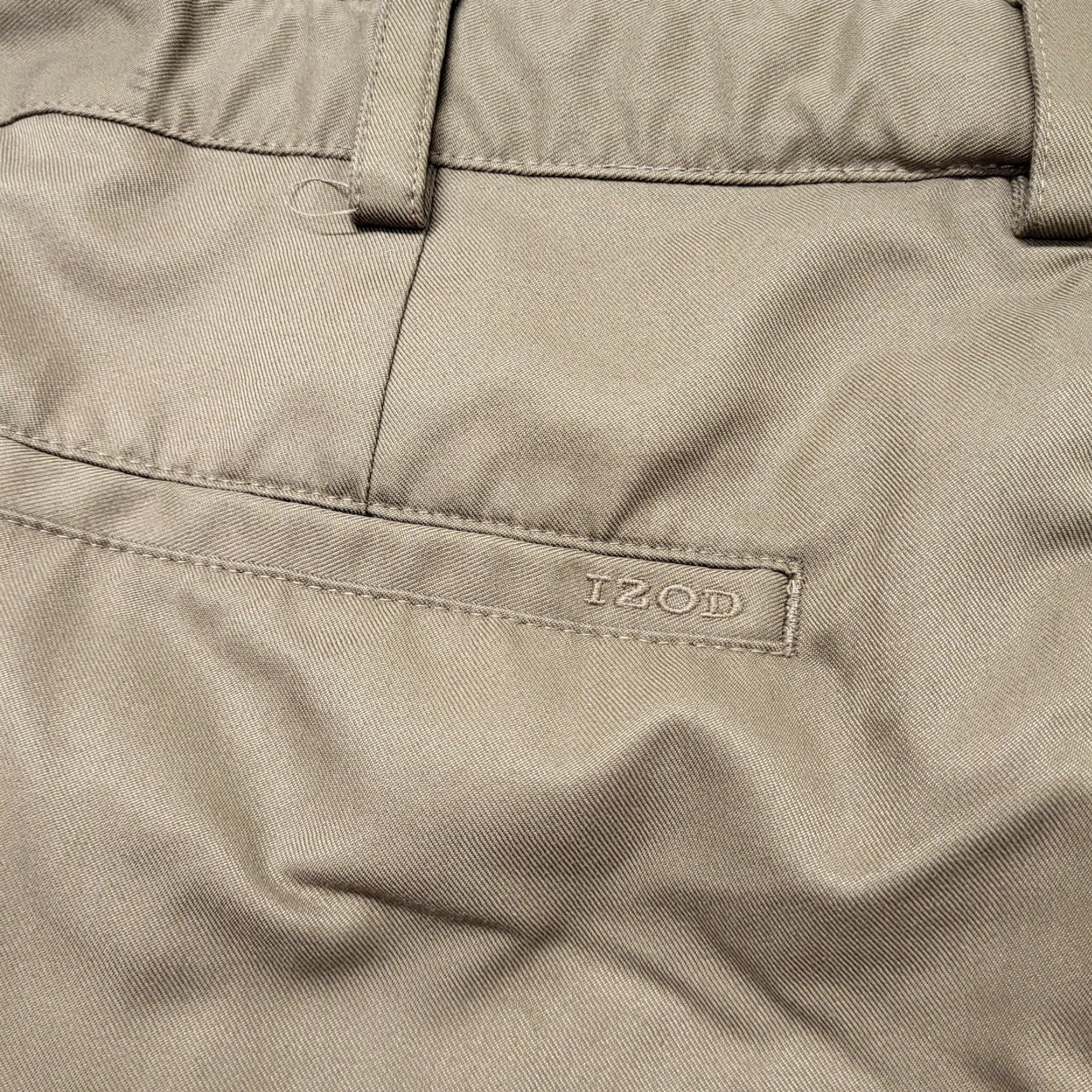 Izod IZOD Men's Golf Classix Beige Pleated Expanding Waist Shorts 36 Tan EUC Size US 36 / EU 52 - 5 Thumbnail