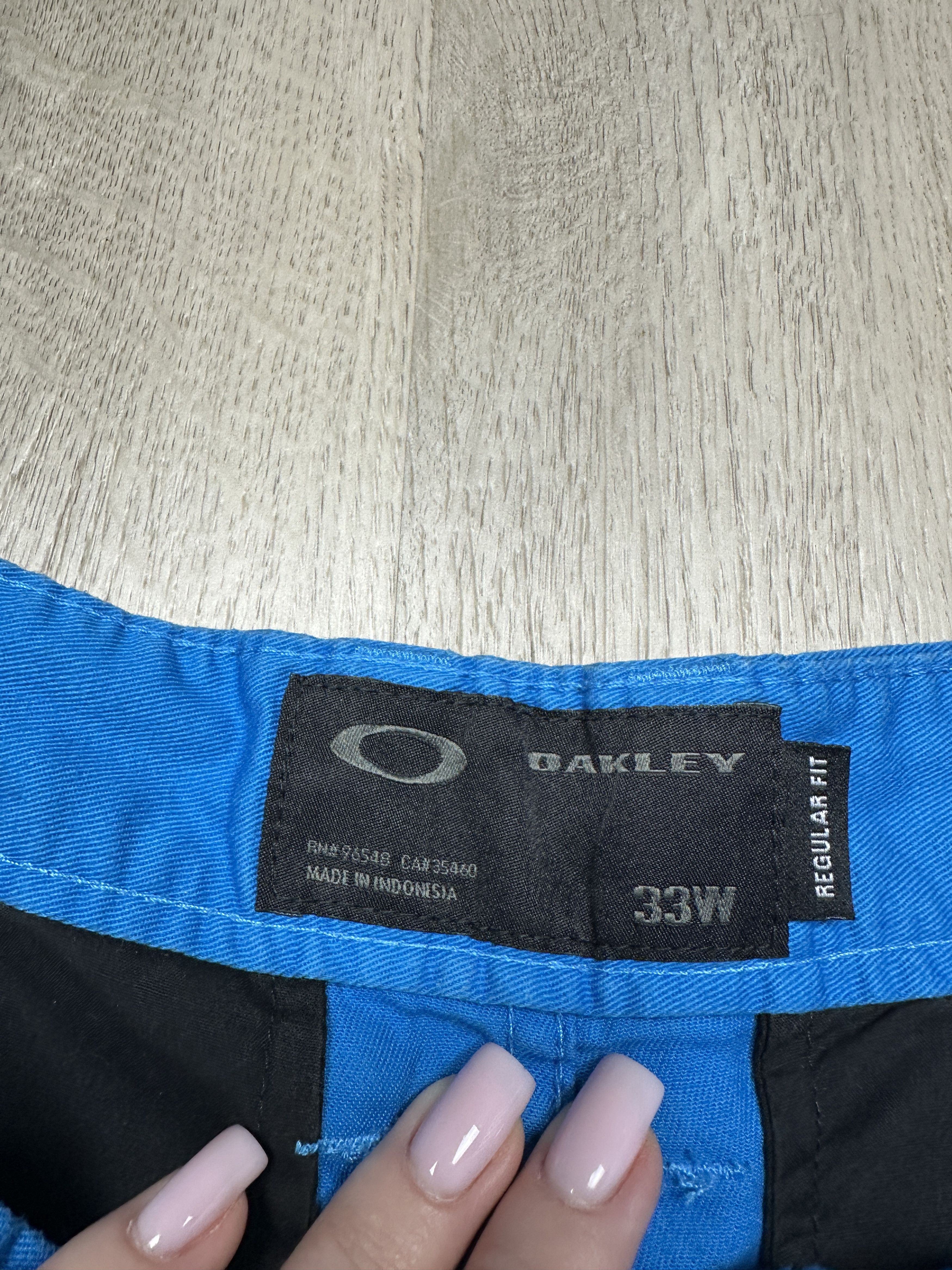 Oakley Oakley Mens Shorts Size US 33 - 4 Thumbnail