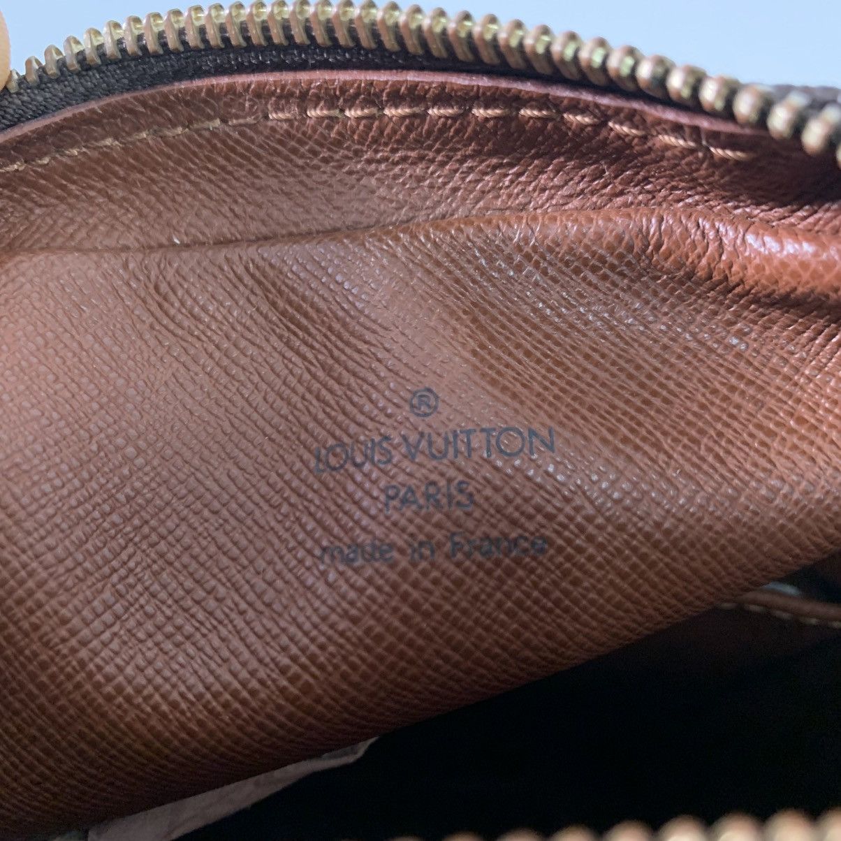 Louis Vuitton Louis Vuitton Amazon Monogram Slingbag Size ONE SIZE - 22 Thumbnail