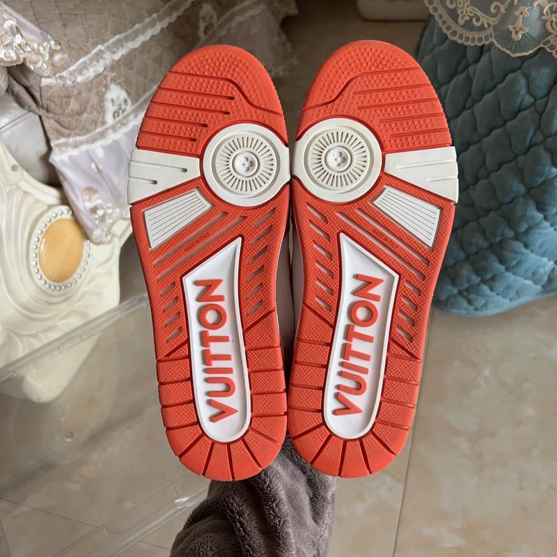 Louis Vuitton Louis Vuitton Stylish Low-Top Trainer Sneakers -2508 Size US 8.5 / EU 41-42 - 4 Thumbnail