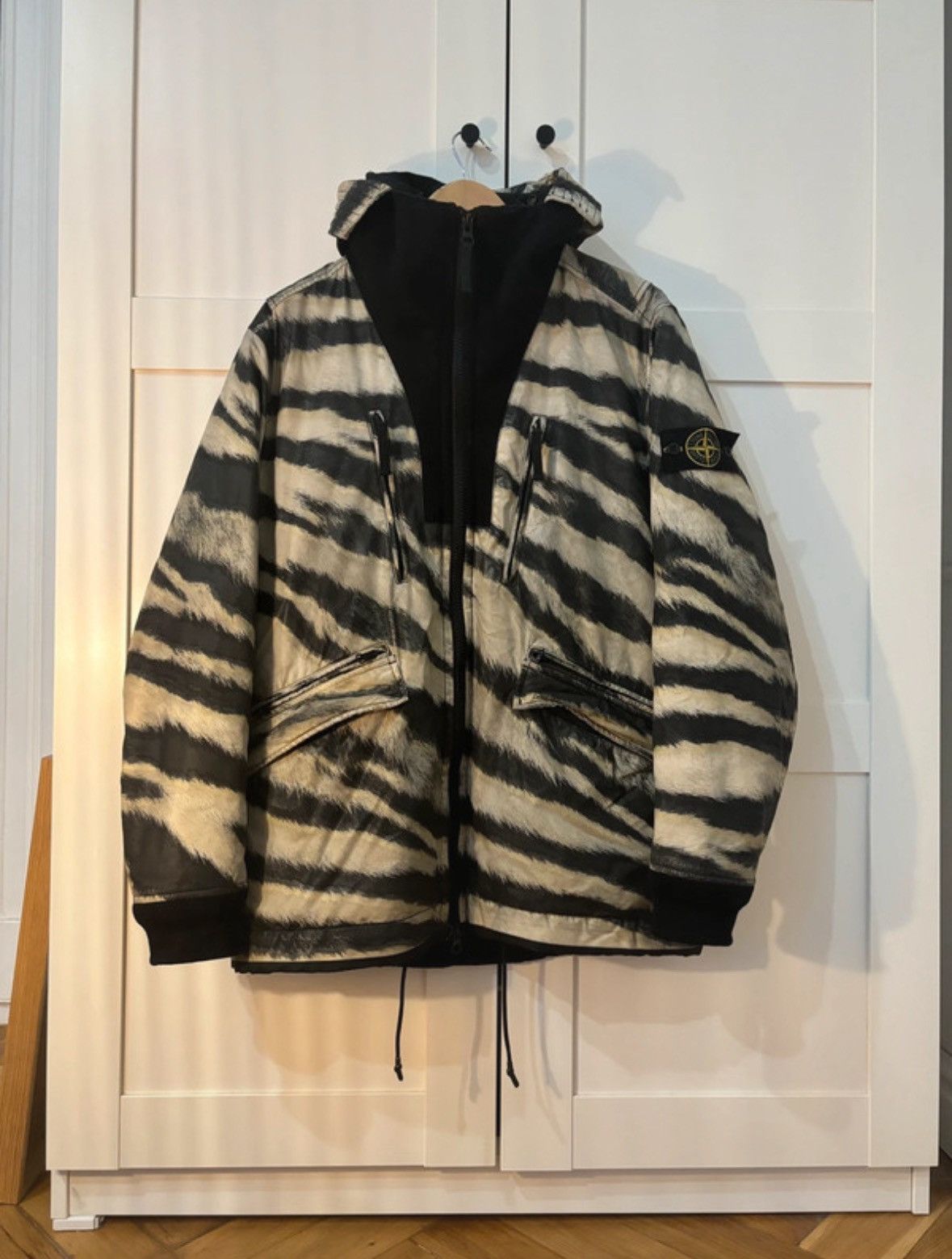 image of Stone Island White Tiger Camo Primaloft Puffer Jacket in Black, Men's (Size Large)