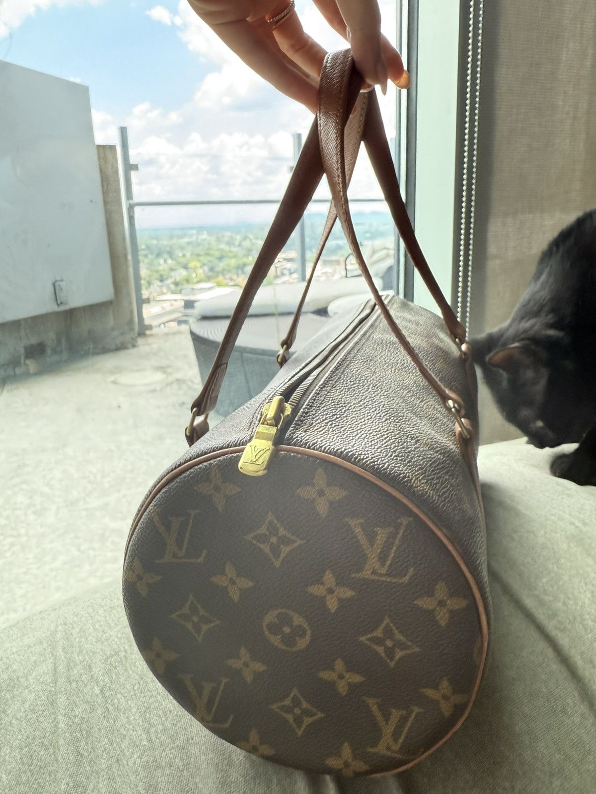 Louis Vuitton LV papillon cylinder bag Size ONE SIZE - 3 Thumbnail
