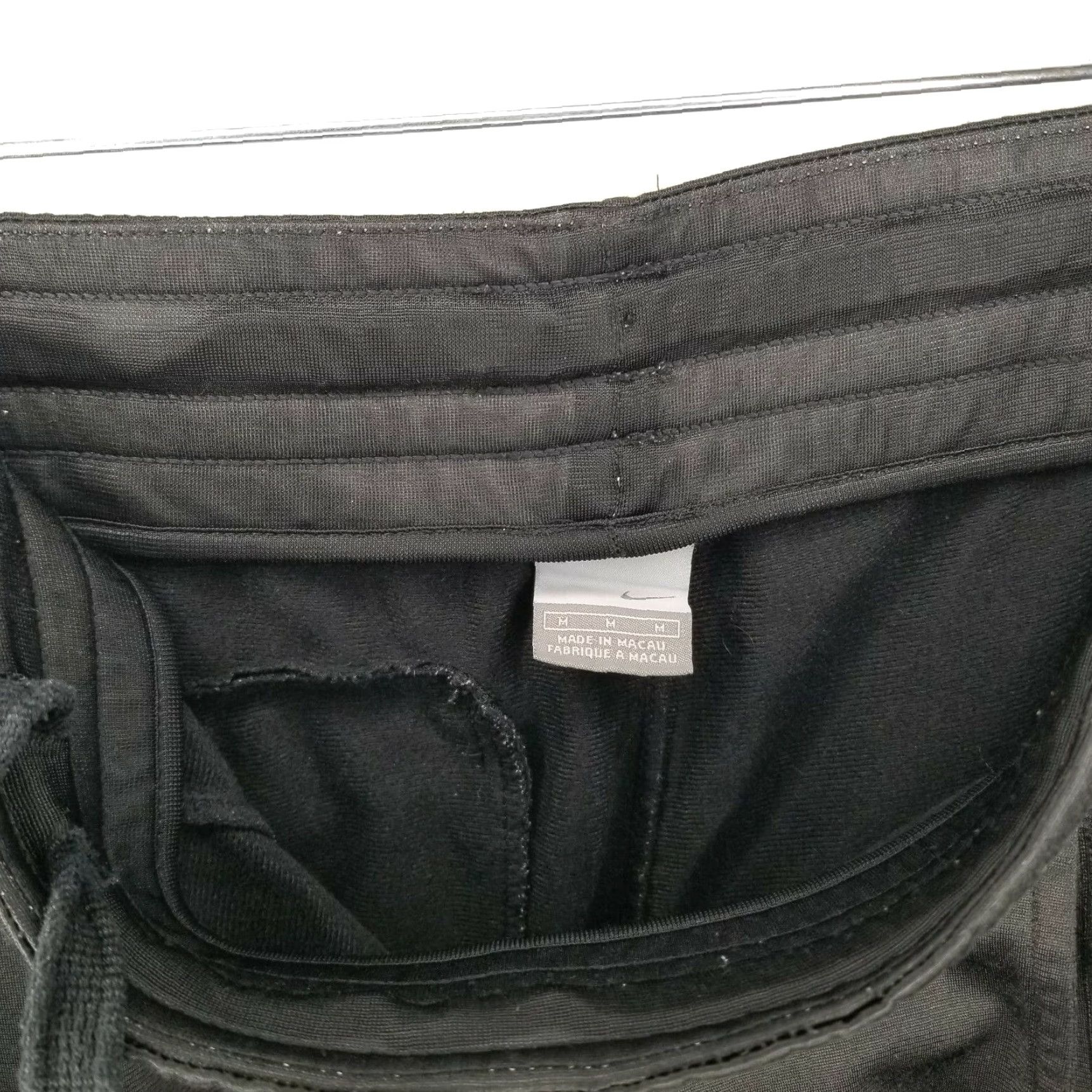 Nike Nike Mens Track Pants Black Elastic Waist Size Medium M Size US 31 - 3 Thumbnail