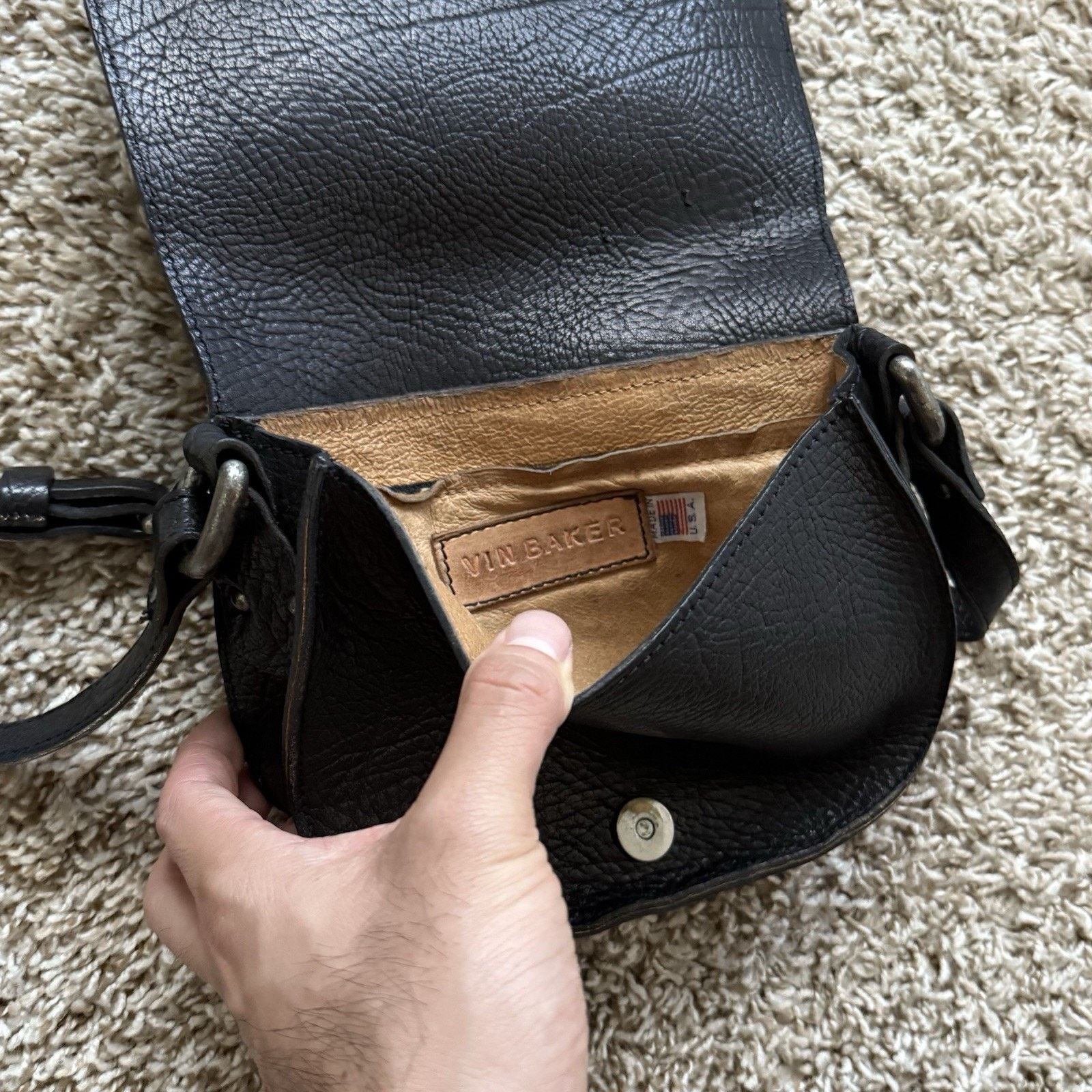 Other VIN BAKER Saddle Leather Black Cross-Body Shoulder Bag Purse Size ONE SIZE - 6 Thumbnail