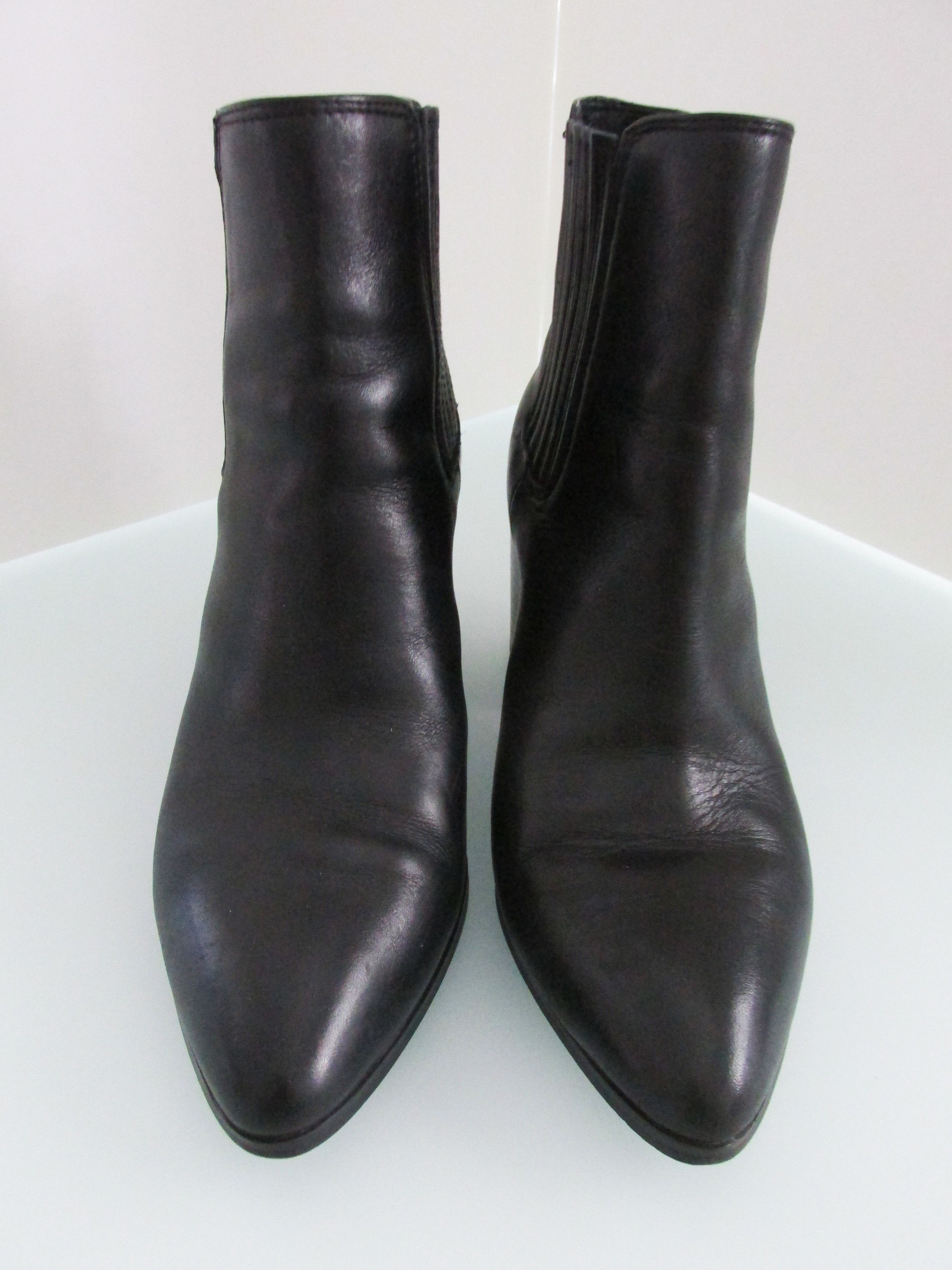Steve Madden Steve Madden Women's Leather Ankle Booties Size 8M Size US 8 / IT 38 - 1 Thumbnail