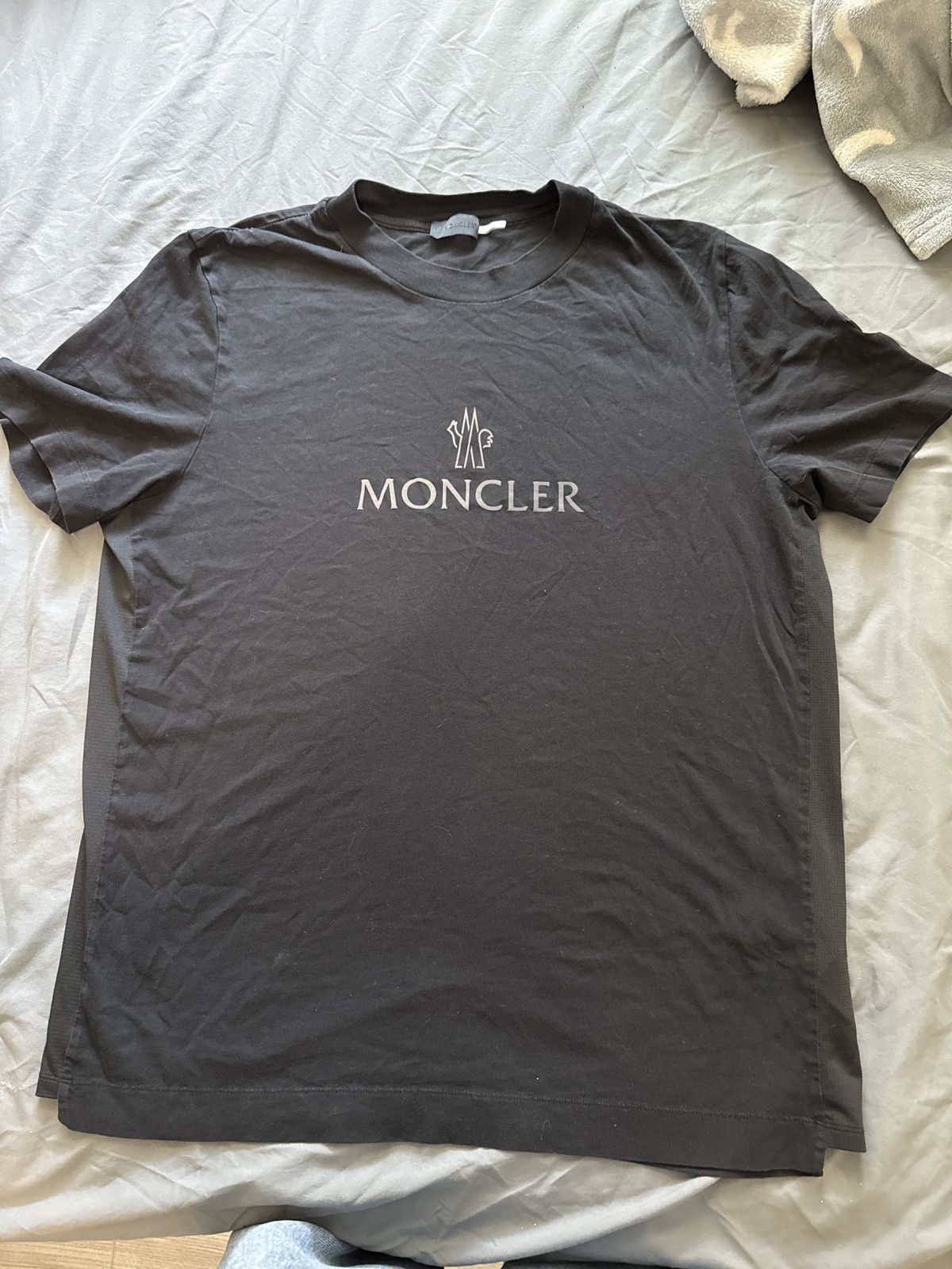 Moncler Moncler Shitt Size US L / EU 52-54 / 3 - 1 Thumbnail