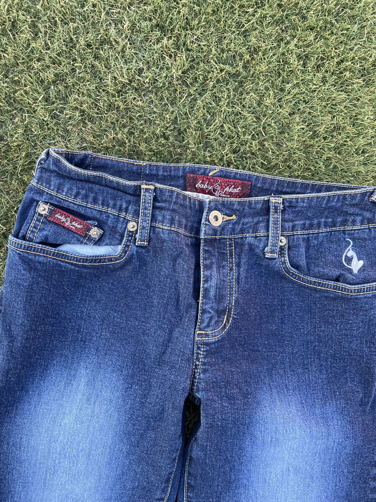 Other Vintage Y2K Baby Phat Women's Blue Jeans Size 9 Boot Cut Size 32" / US 10 / IT 46 - 2 Thumbnail