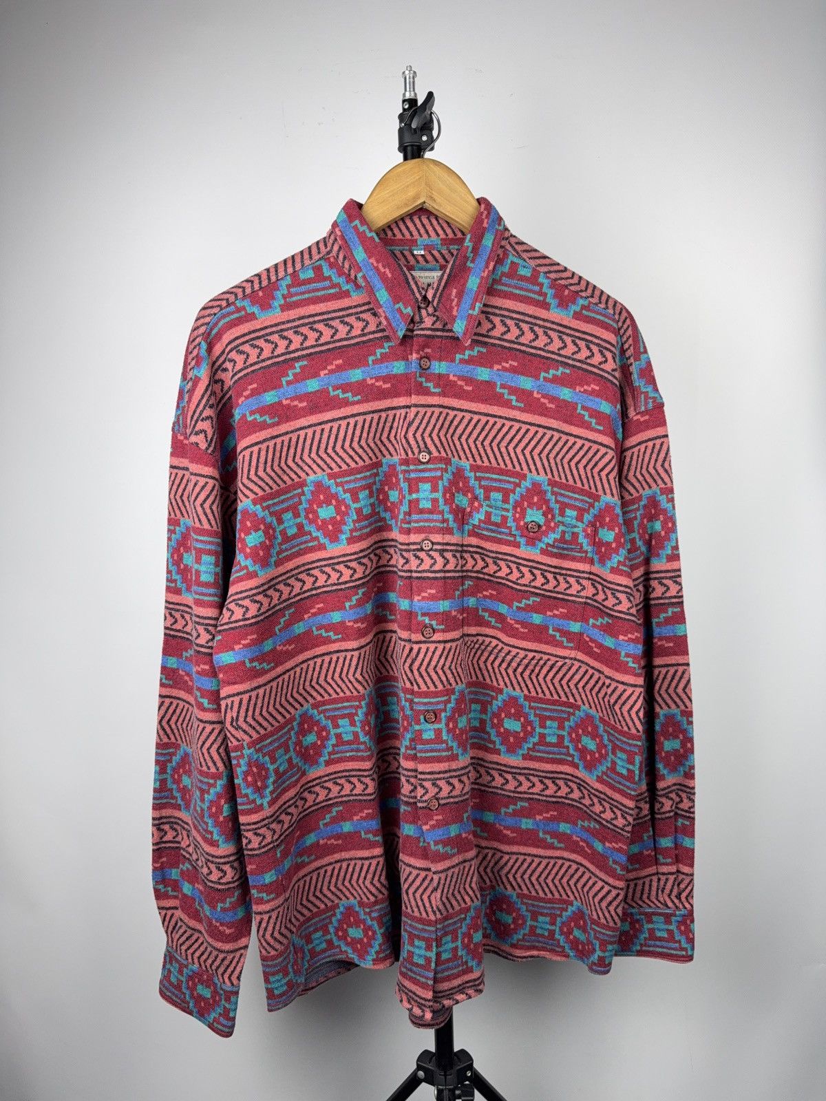 Vintage Vintage 90s Western USA Aztec Tribal Print Button Up Shirt Size US XL / EU 56 / 4 - 1 Thumbnail