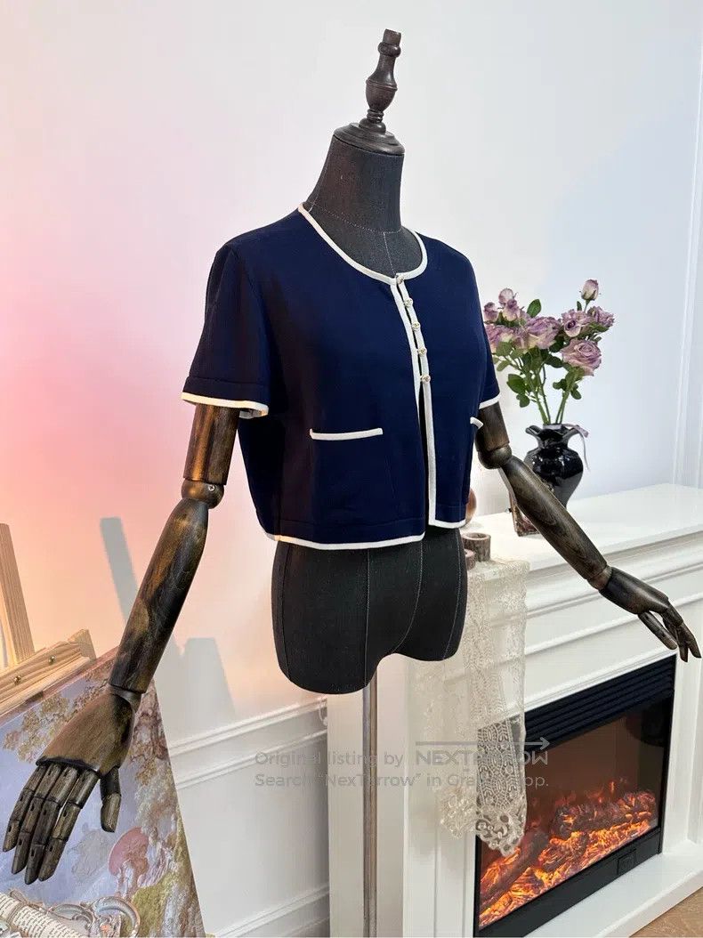 Chanel Chanel White rolled-edged short-sleeved sweater Size M / US 6-8 / IT 42-44 - 3 Thumbnail