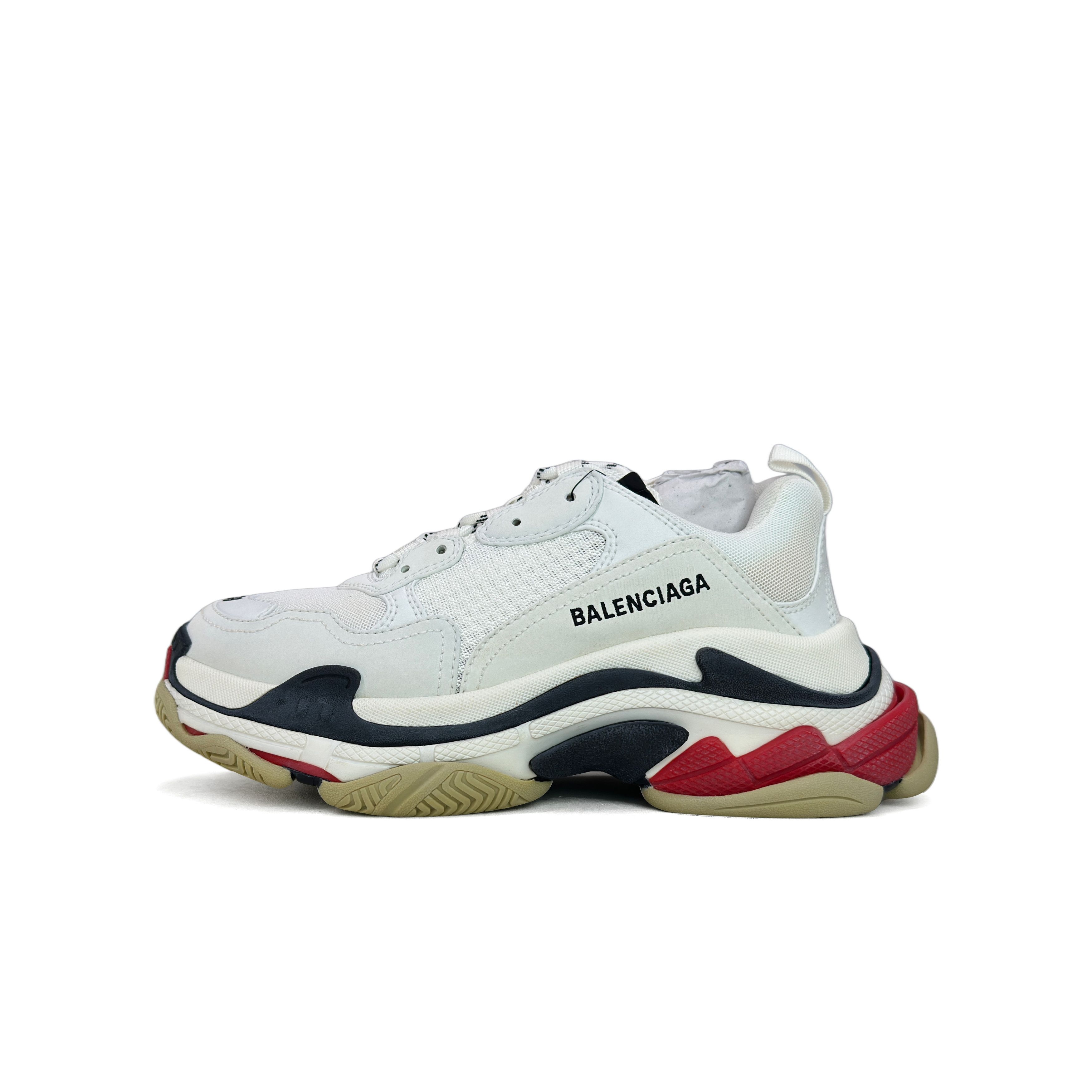 Balenciaga Balenciaga Triple S Sneakers EU 39 Size US 6 / EU 39 - 1 Thumbnail