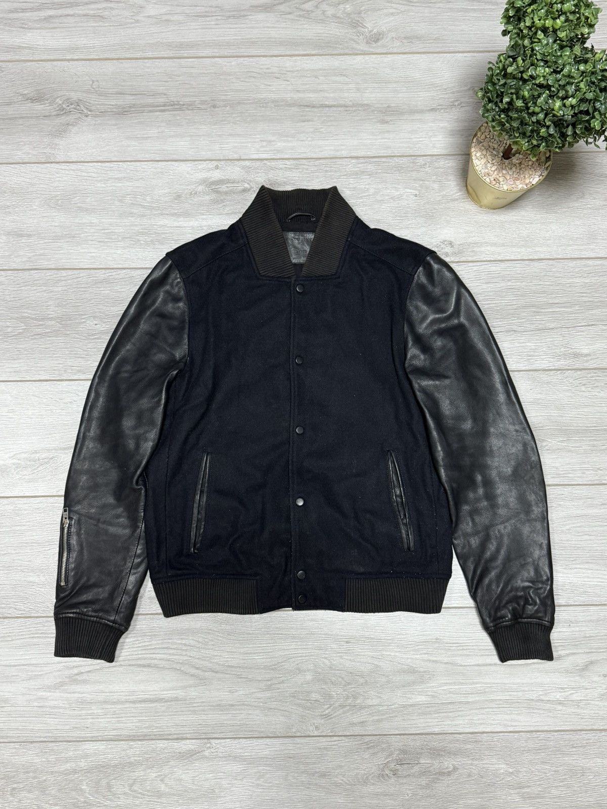 Allsaints Allsaints bomber varsity wool leather jacket buttons Size US L / EU 52-54 / 3 - 1 Thumbnail