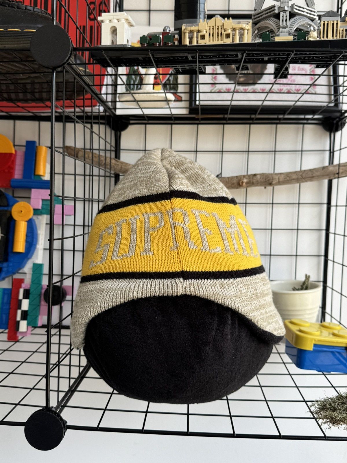 Supreme Supreme Logo Heathered Earflap Beanie Size ONE SIZE - 3 Thumbnail