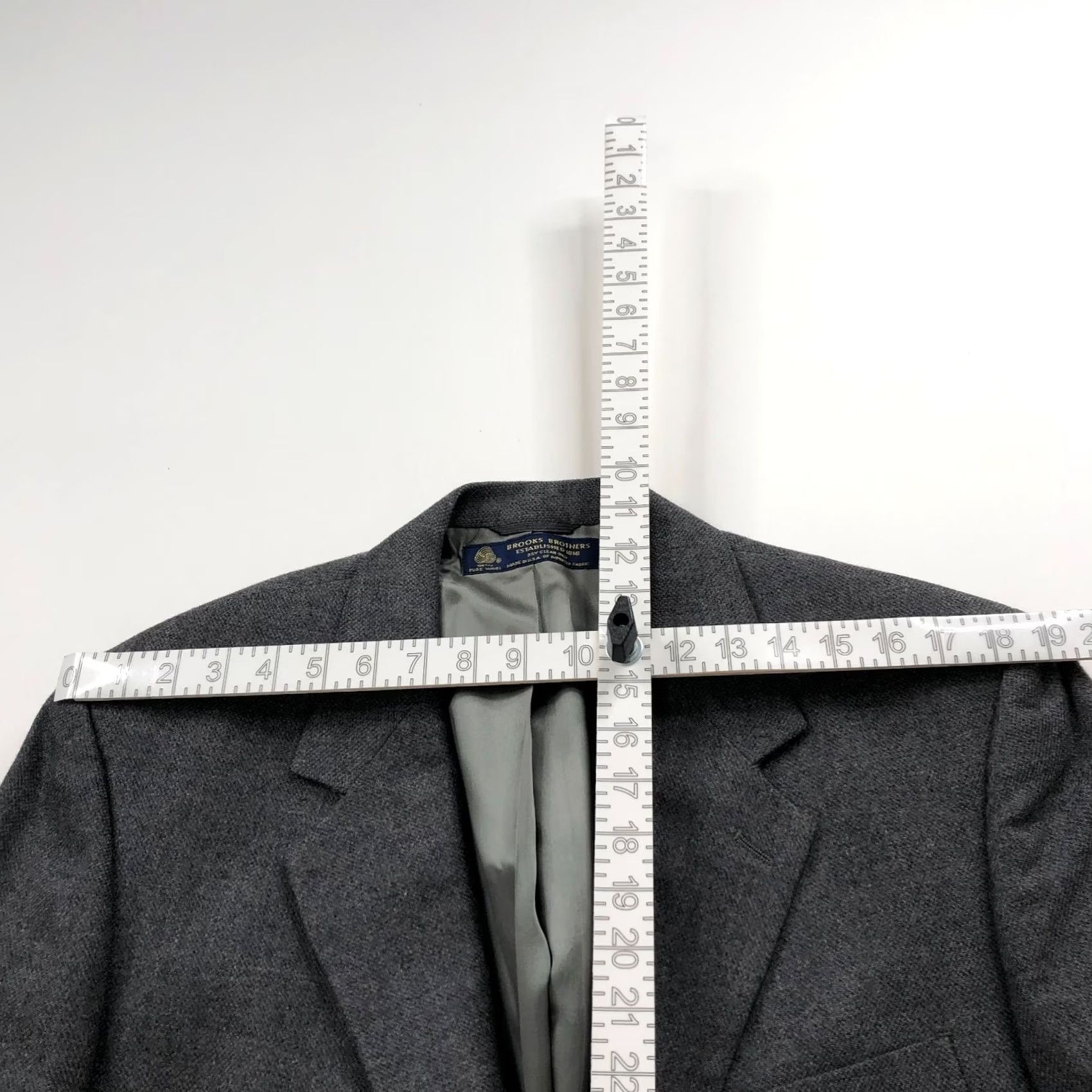 Brooks Brothers Brooks Brothers Blazer Sport Coat Jacket Gray 100% Wool Regular Fit Three-Button Notch Lapel Vintage VTG 41 Men Size 42R - 4 Thumbnail