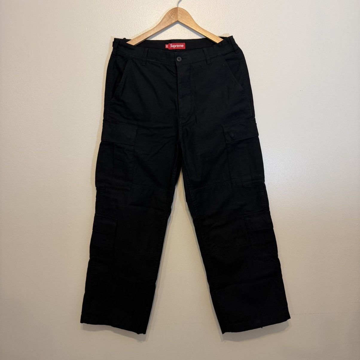 Supreme Supreme Black Baggy Cargo Pants Size 30 | Grailed