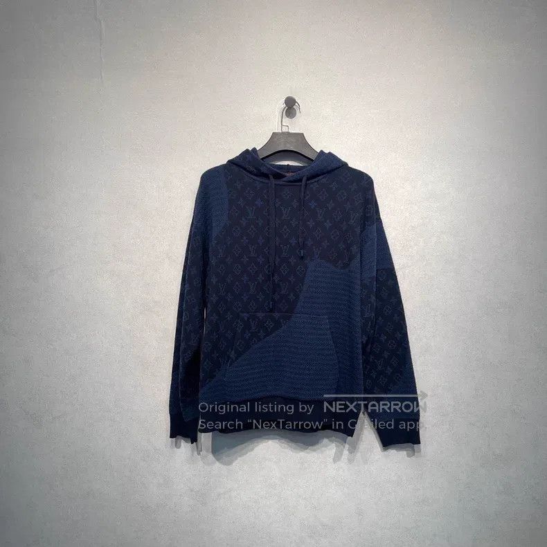 Louis Vuitton Louis Vuitton Logo printed patchwork sweatshirt Size US M / EU 48-50 / 2 - 1 Thumbnail