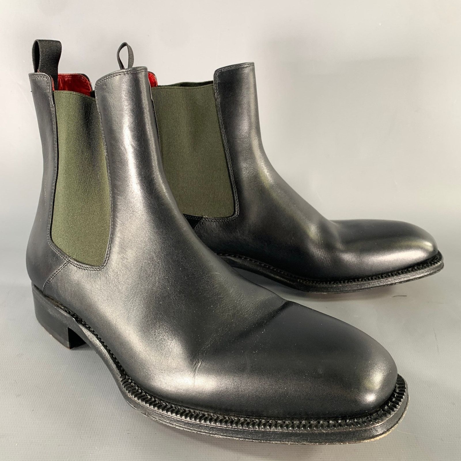 Alexander McQueen ALEXANDER MCQUEEN Size 8 Black Leather Chelsea Boots Size US 8 / EU 41 - 1 Thumbnail
