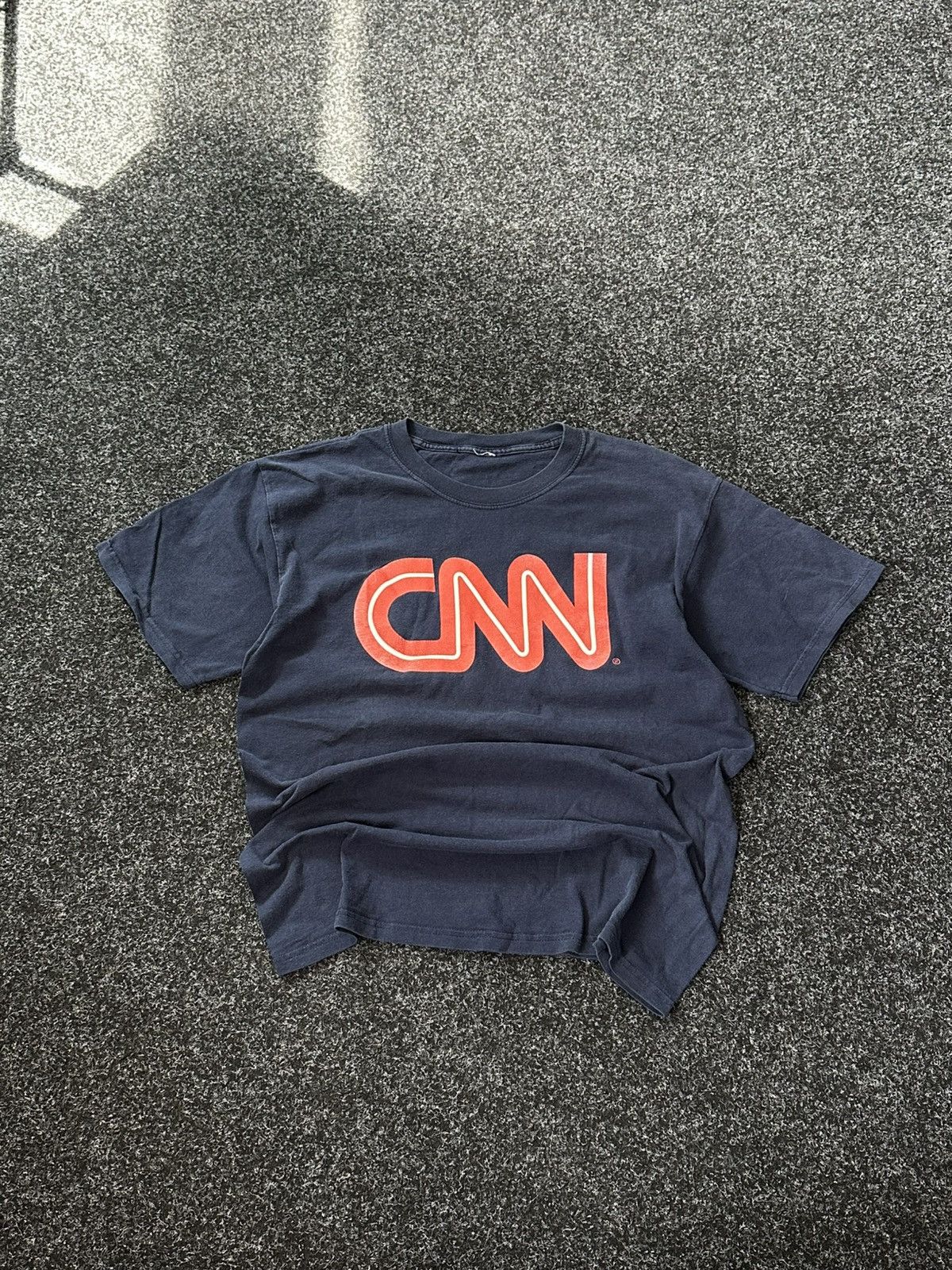 Band Tees × Vintage 🚨VINTAGE USA CNN TEE T -shirt RARE TELEVISUAL SHOW Size US L / EU 52-54 / 3 - 1 Thumbnail