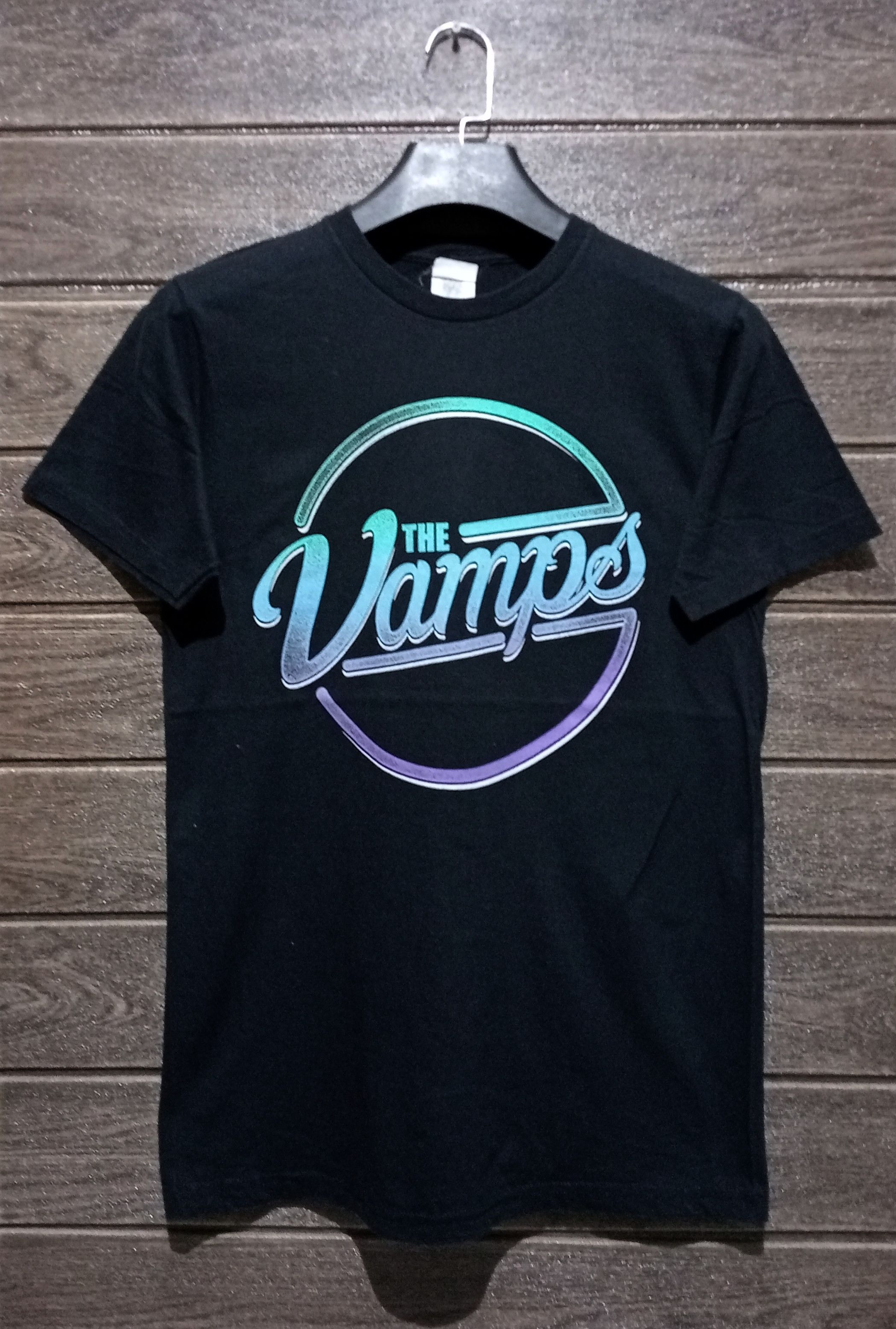 Band Tees The Vamps Tee Size US M / EU 48-50 / 2 - 1 Thumbnail