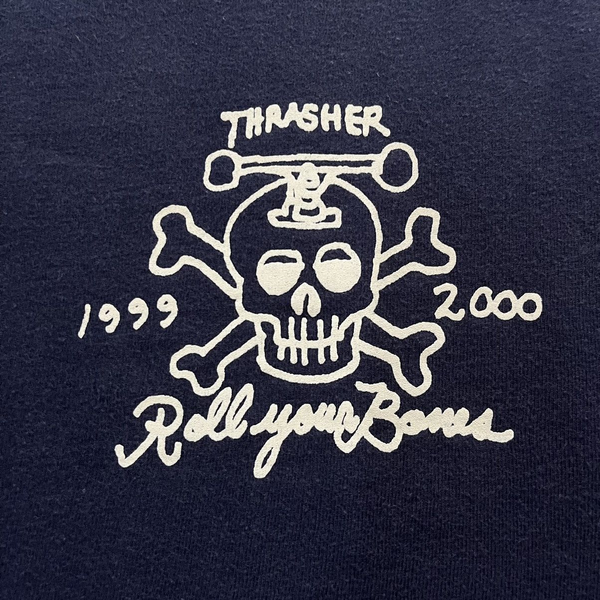 Thrasher × Vintage Vintage 90s Thrasher “Roll You Bones” Skateboarding Tee Size US M / EU 48-50 / 2 - 5 Thumbnail