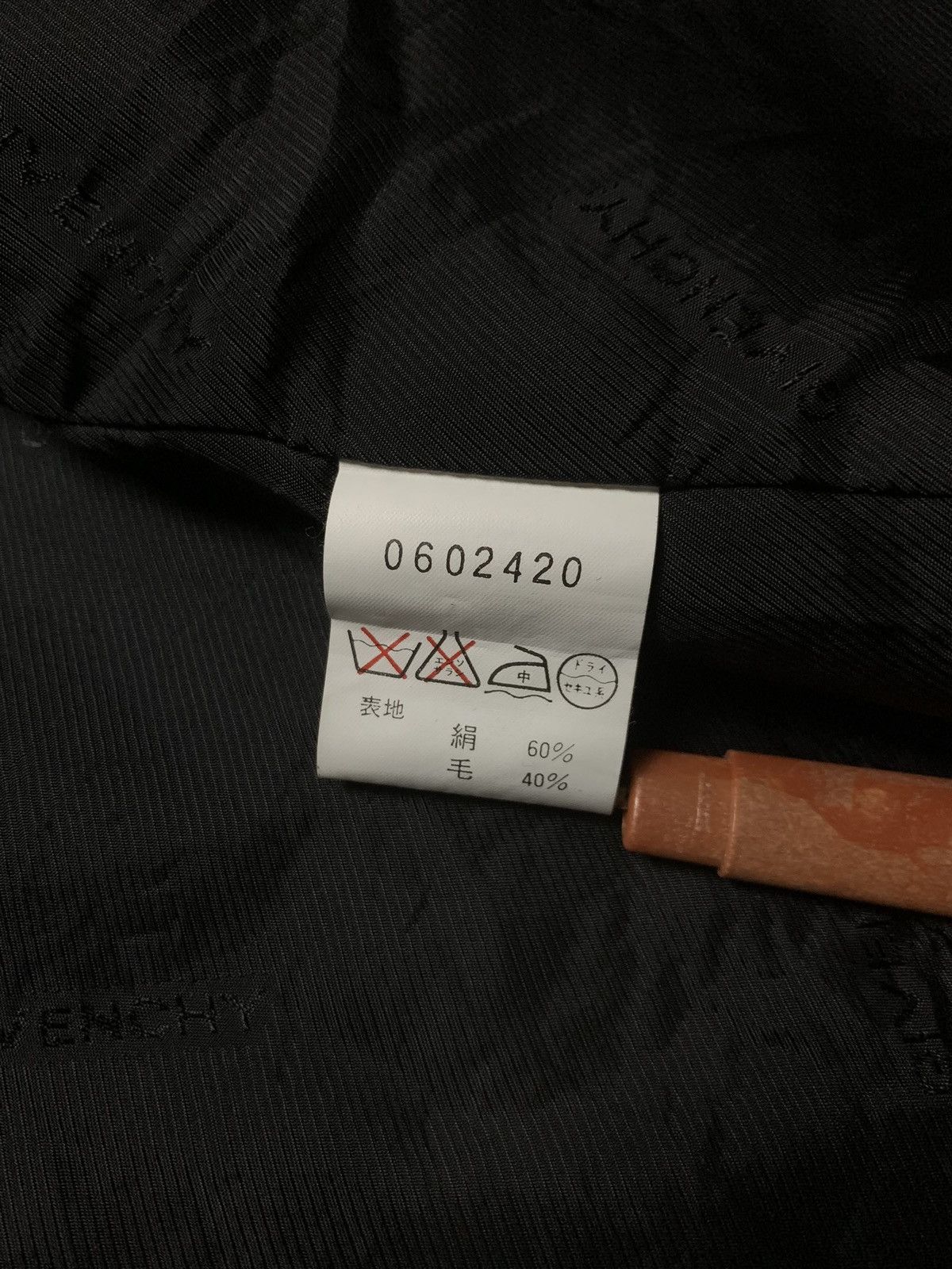 Givenchy Vintage 90s Givenchy hi formal embossed blazer Size XL / US 12-14 / IT 48-50 - 9 Thumbnail