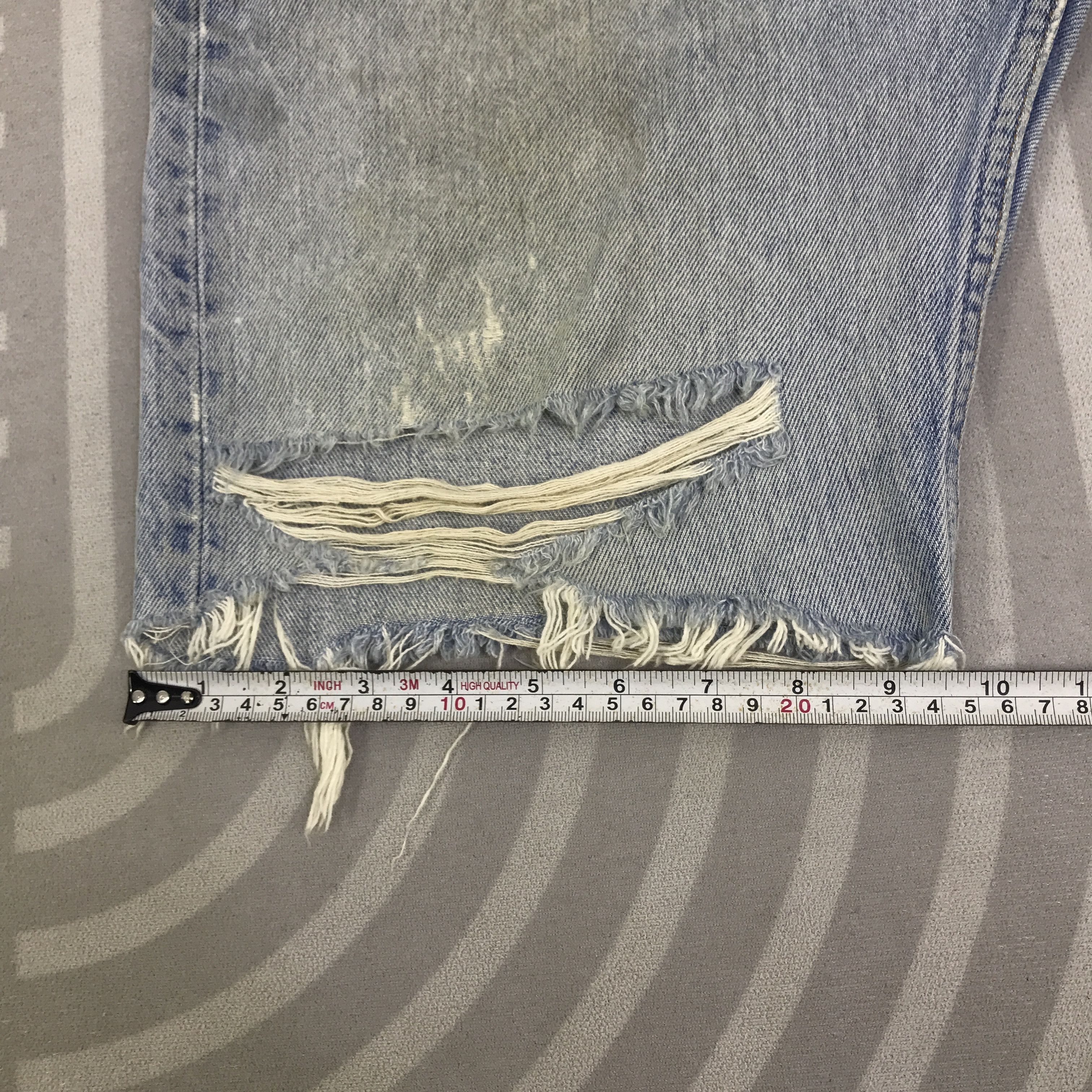 Levi's Vintage Clothing Vintage Levis 501 Distressed Short pants Jeans K130B9 Size US 32 / EU 48 - 8 Thumbnail